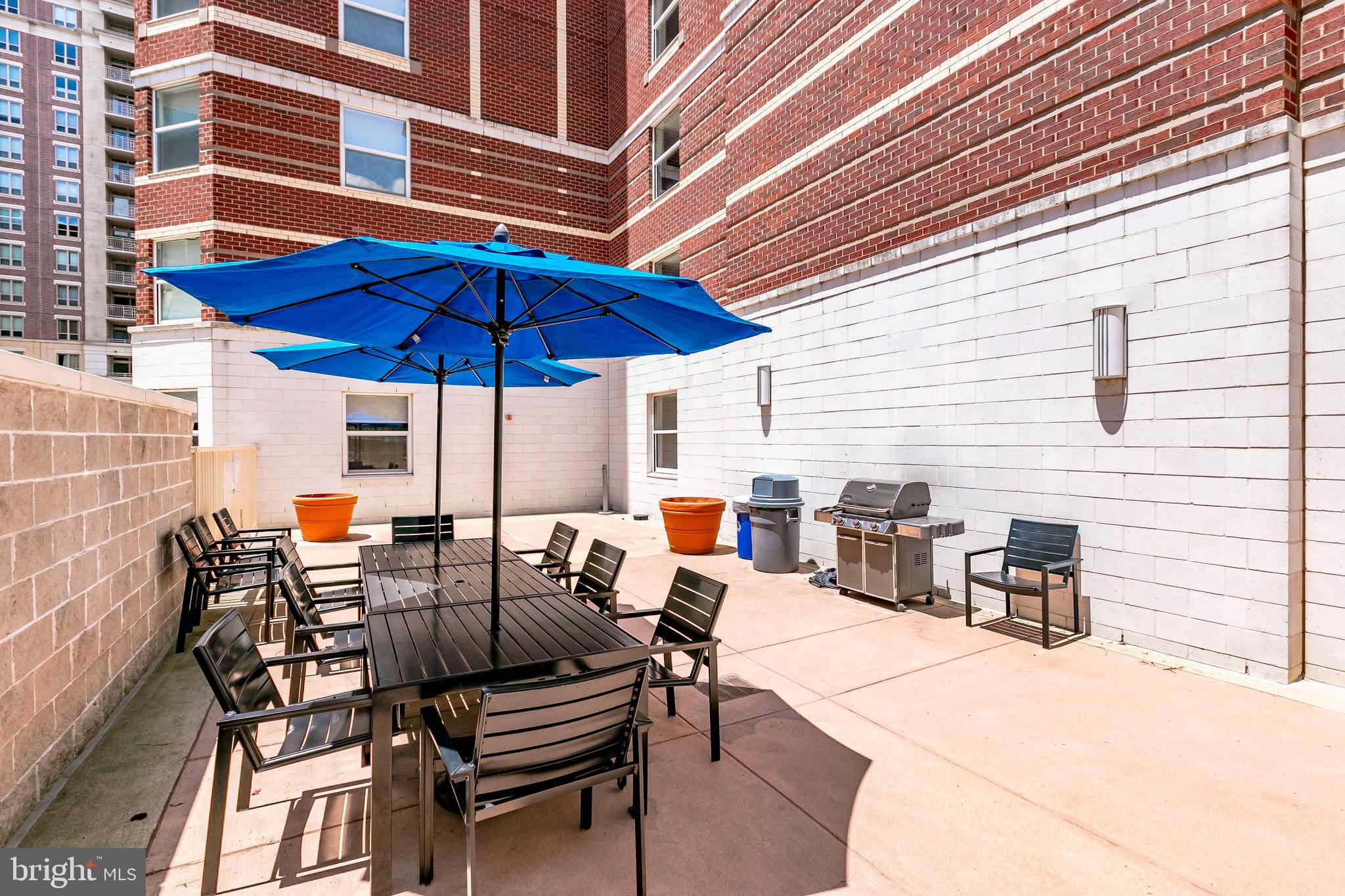 BALLSTON 880 - Residential