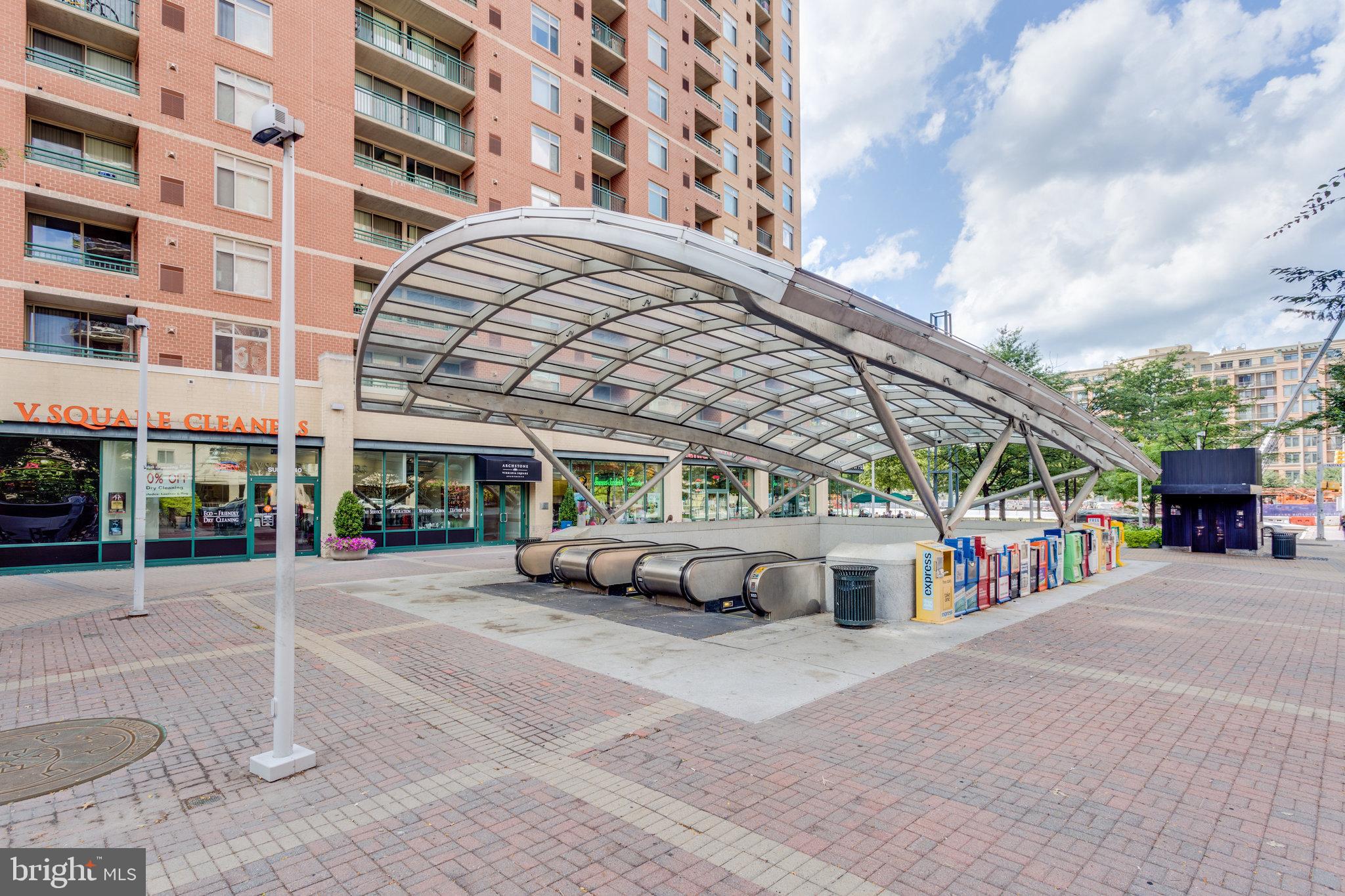 BALLSTON 880 - Residential