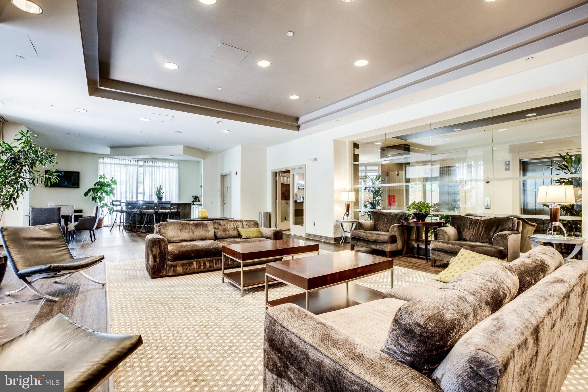 BALLSTON 880 - Residential