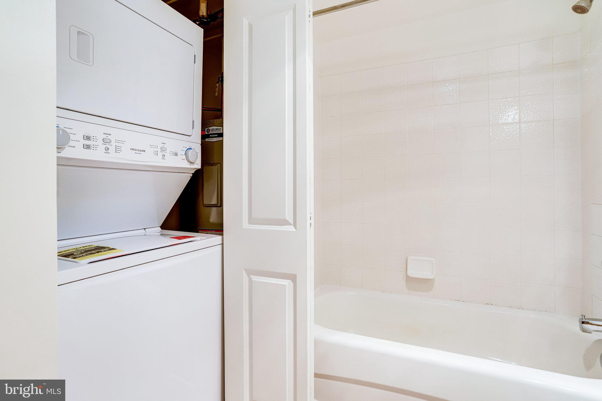 BALLSTON 880 - Residential