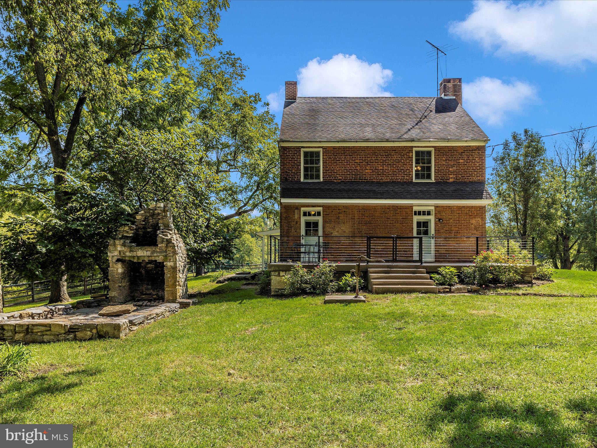 KEEDYSVILLE - Residential