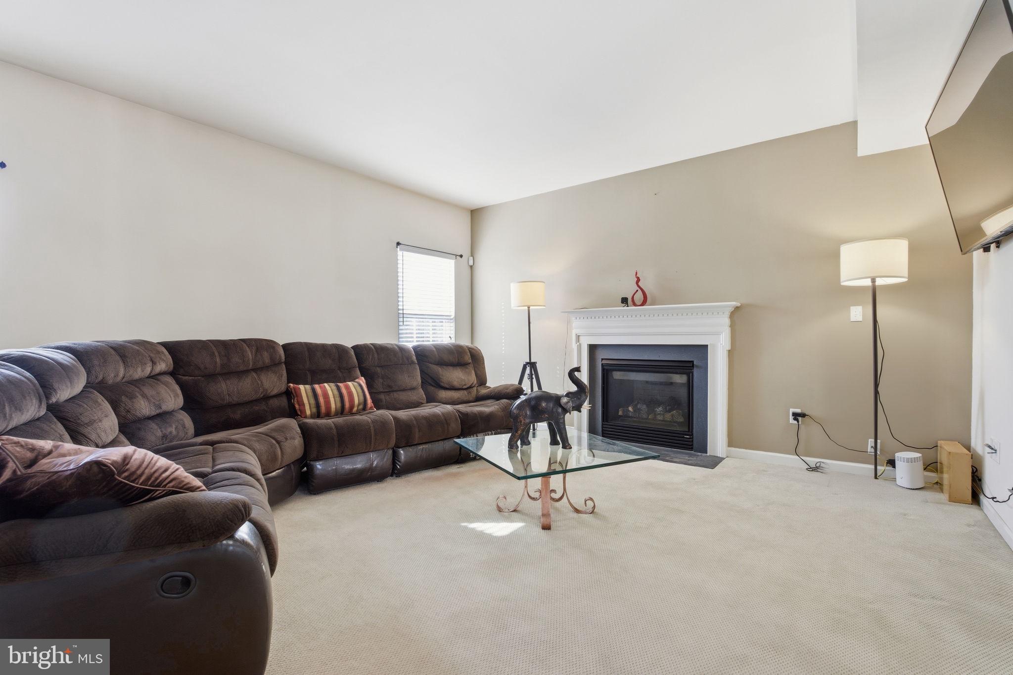 ROLLING OAKS - Residential