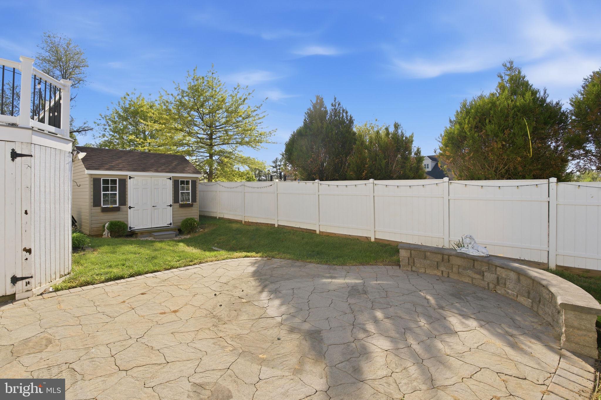 ROLLING OAKS - Residential