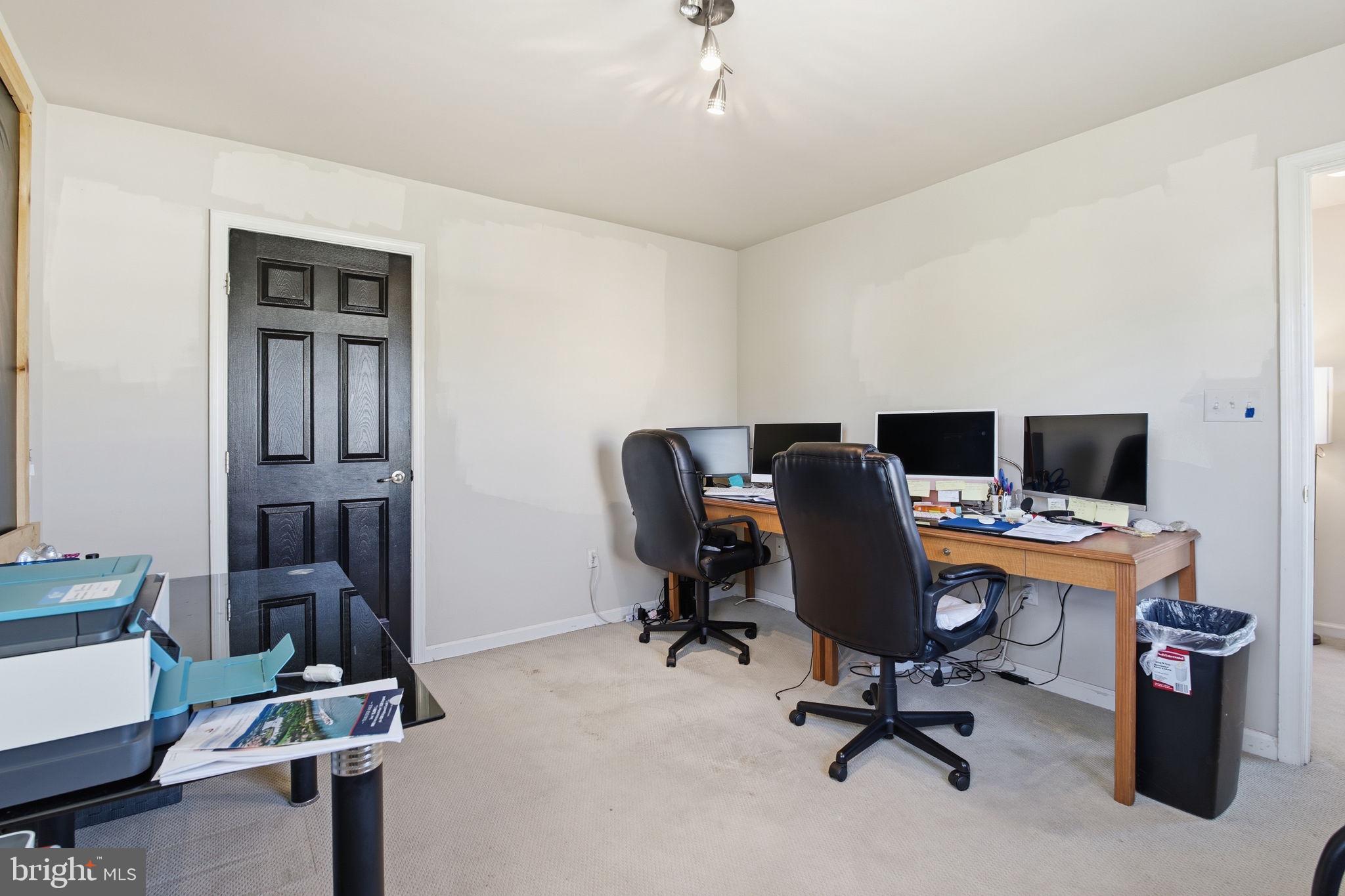 ROLLING OAKS - Residential