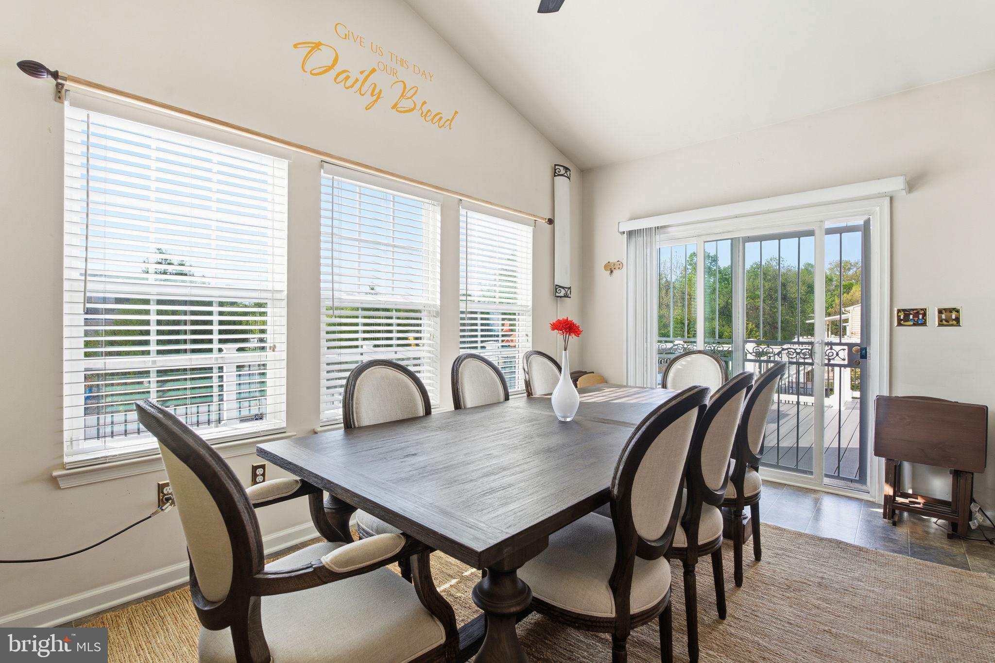 ROLLING OAKS - Residential