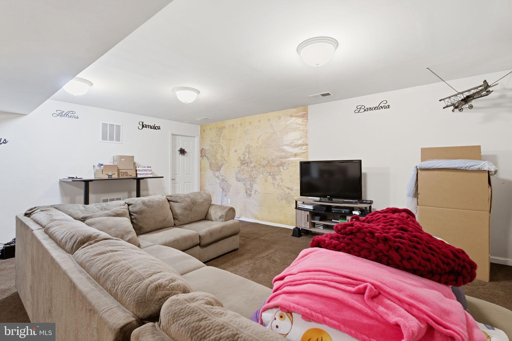 ROLLING OAKS - Residential