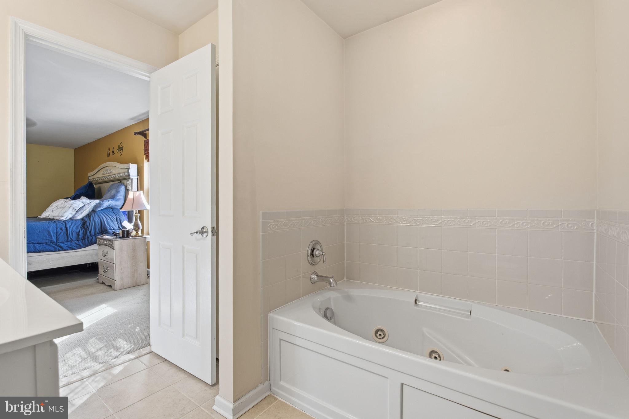 ROLLING OAKS - Residential