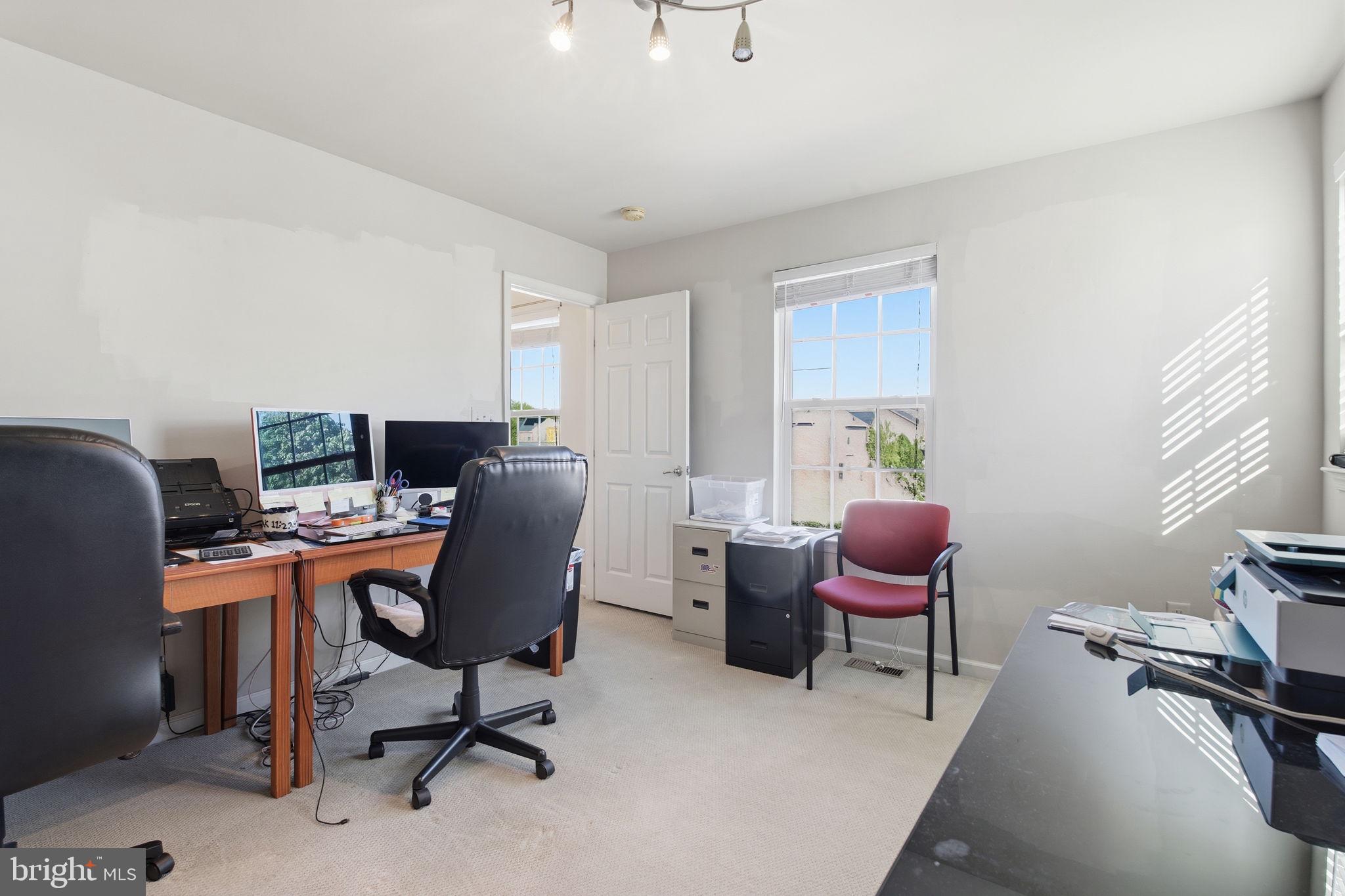 ROLLING OAKS - Residential