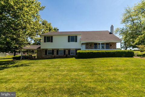 929 BLOOMING GLEN ROAD PERKASIE PA 18944
