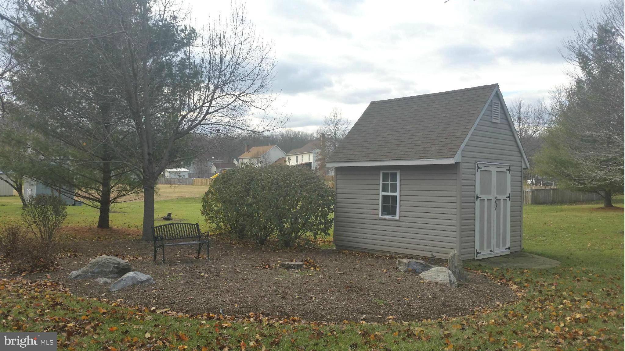 SIMMONS ACRES PLAT 8 - Residential