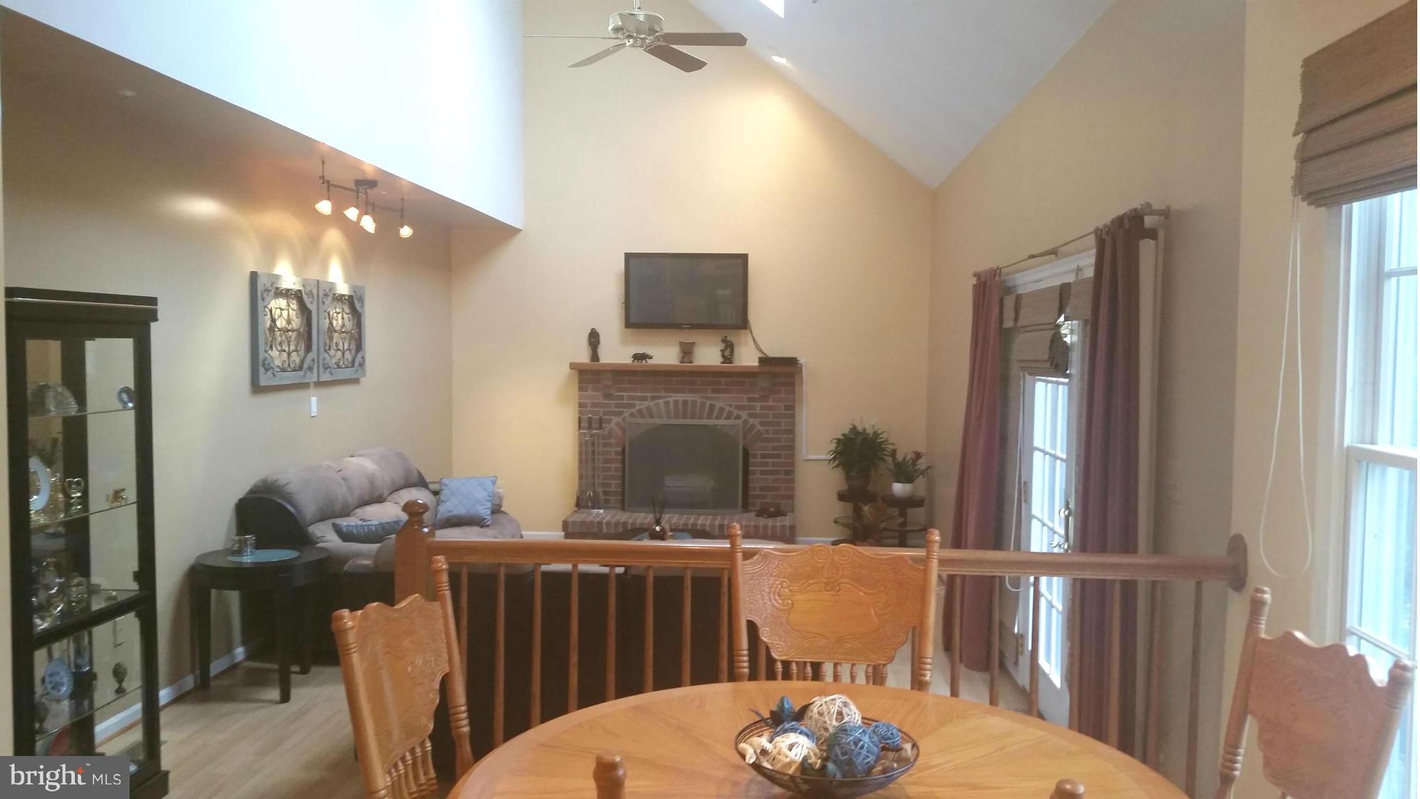 SIMMONS ACRES PLAT 8 - Residential