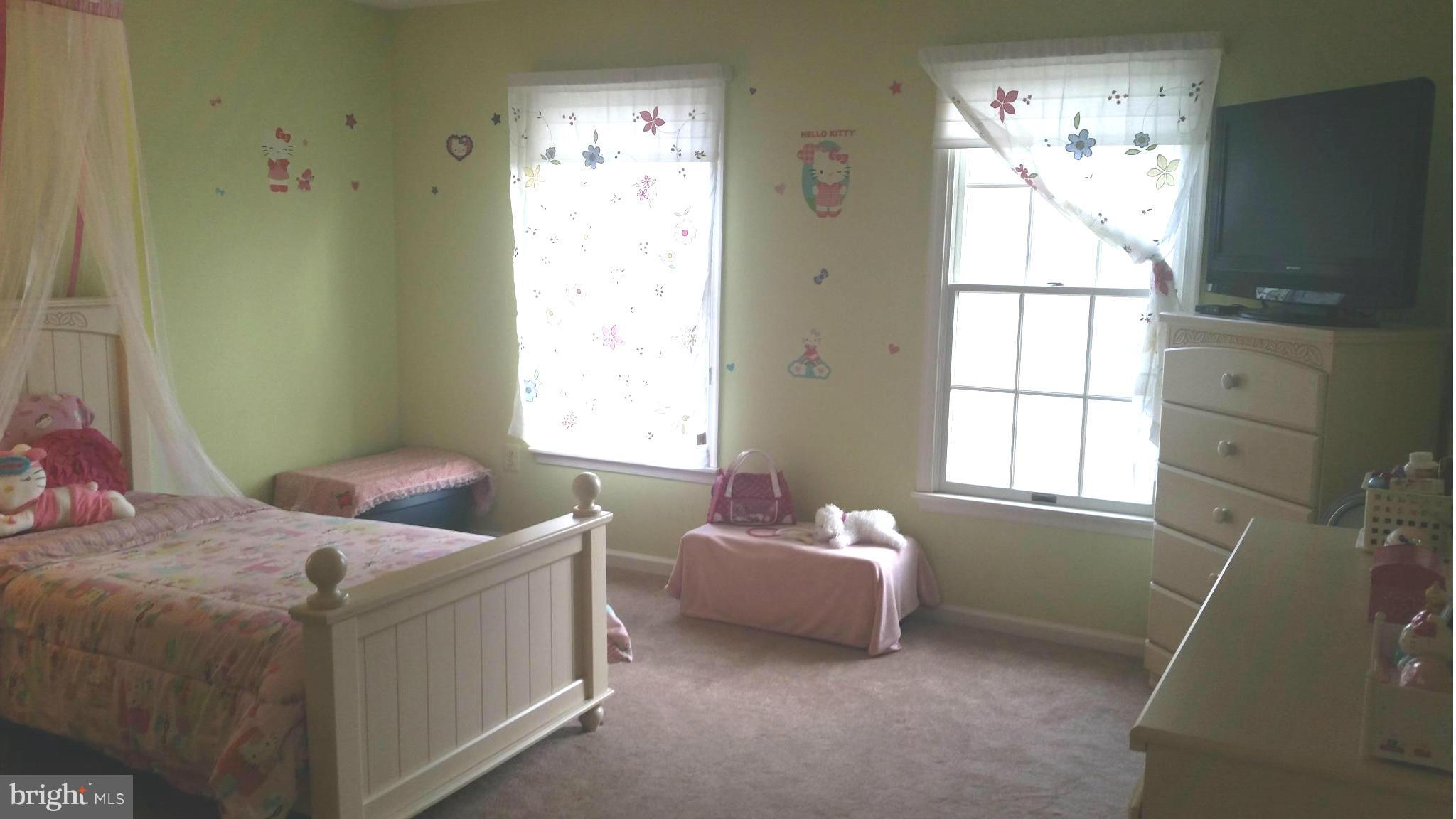 SIMMONS ACRES PLAT 8 - Residential