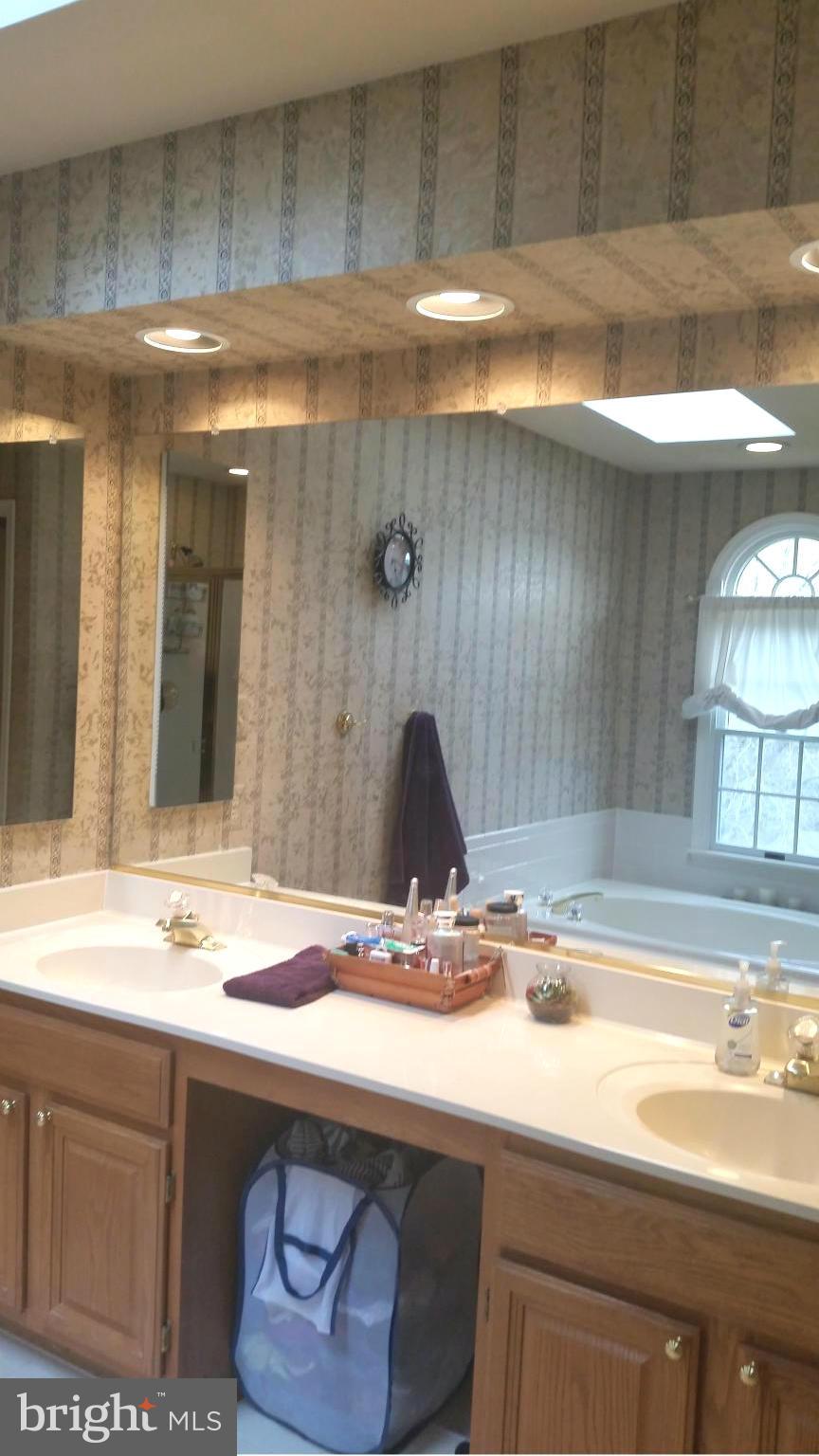 SIMMONS ACRES PLAT 8 - Residential