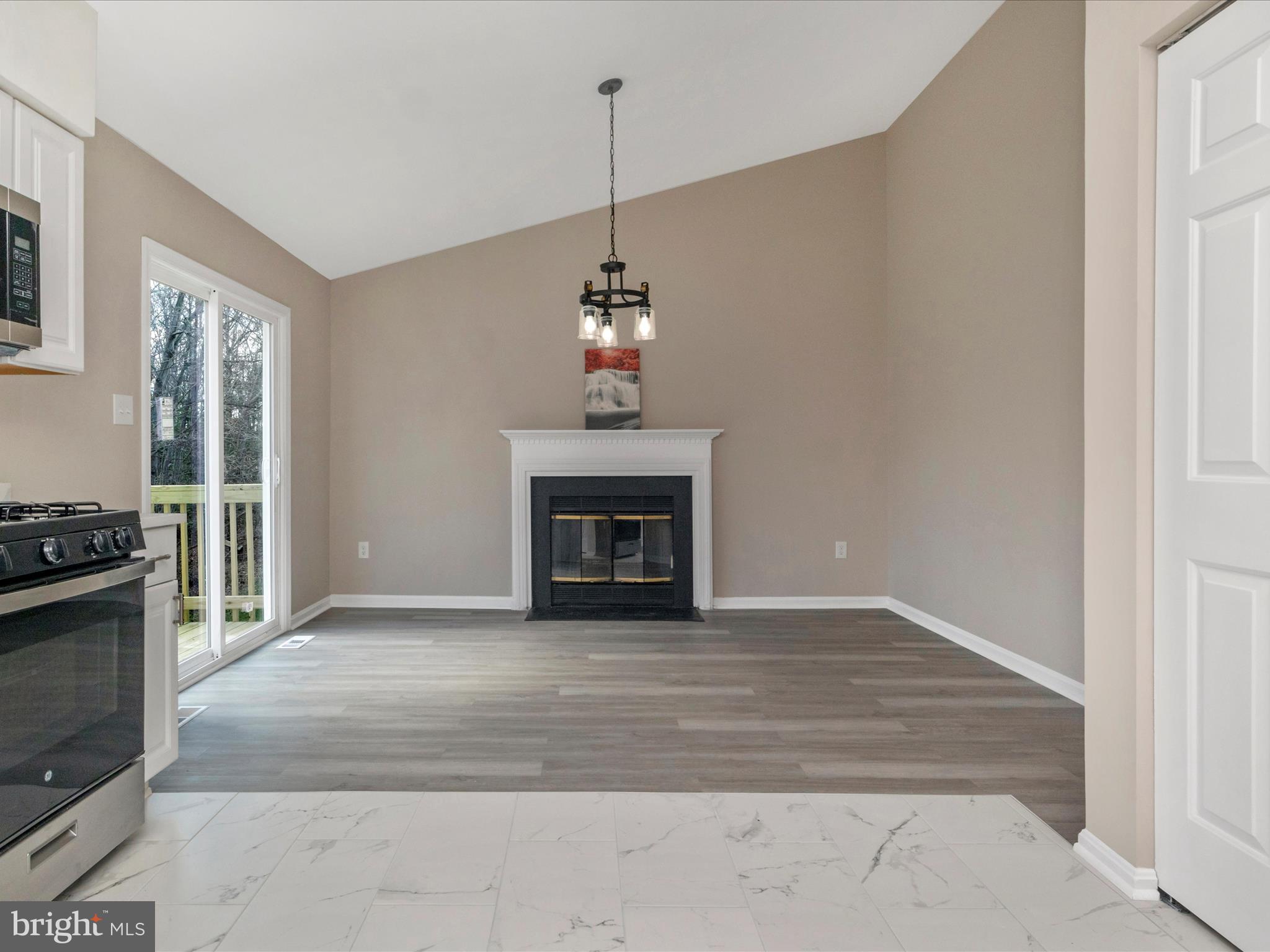 SKYLINE HILLS PLAT FIVE - Residential