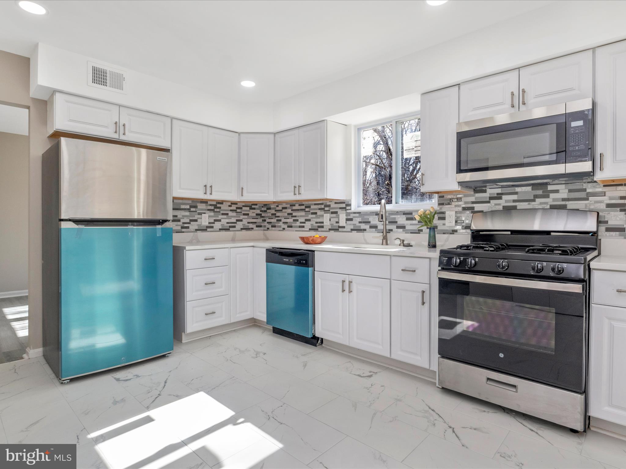 SKYLINE HILLS PLAT FIVE - Residential