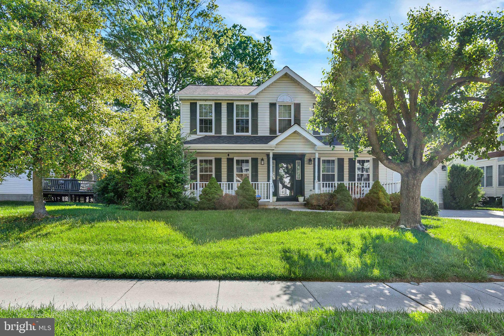 1359 CROFTON DRIVE