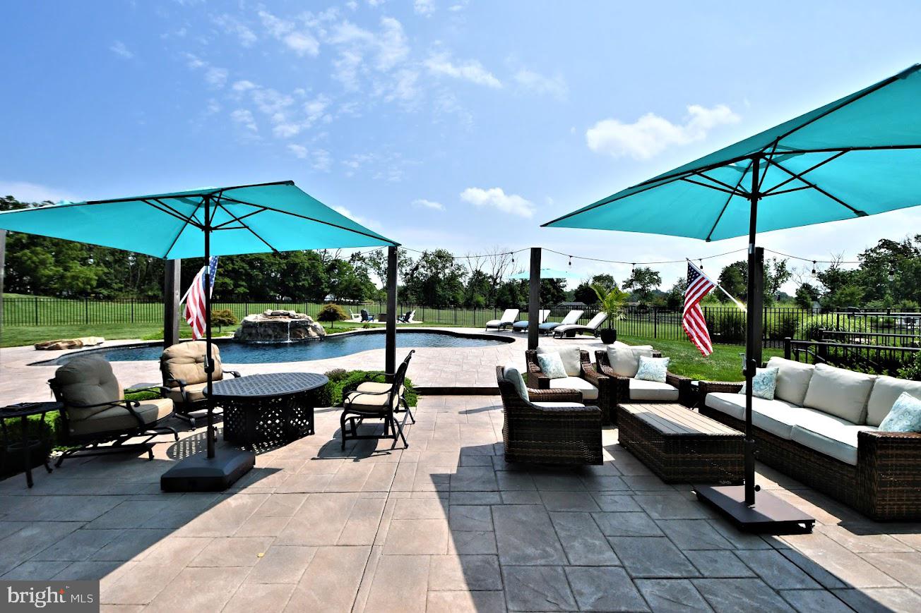 HIGHFIELD ESTATES - Residential