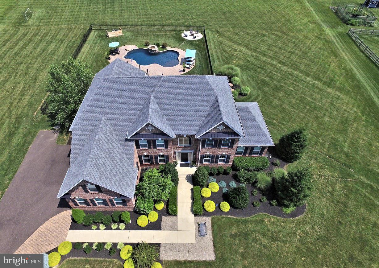 HIGHFIELD ESTATES - Residential