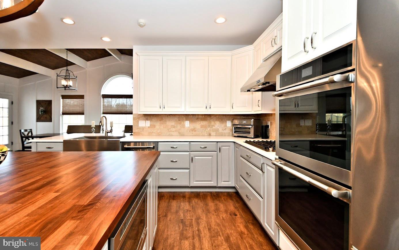 HIGHFIELD ESTATES - Residential