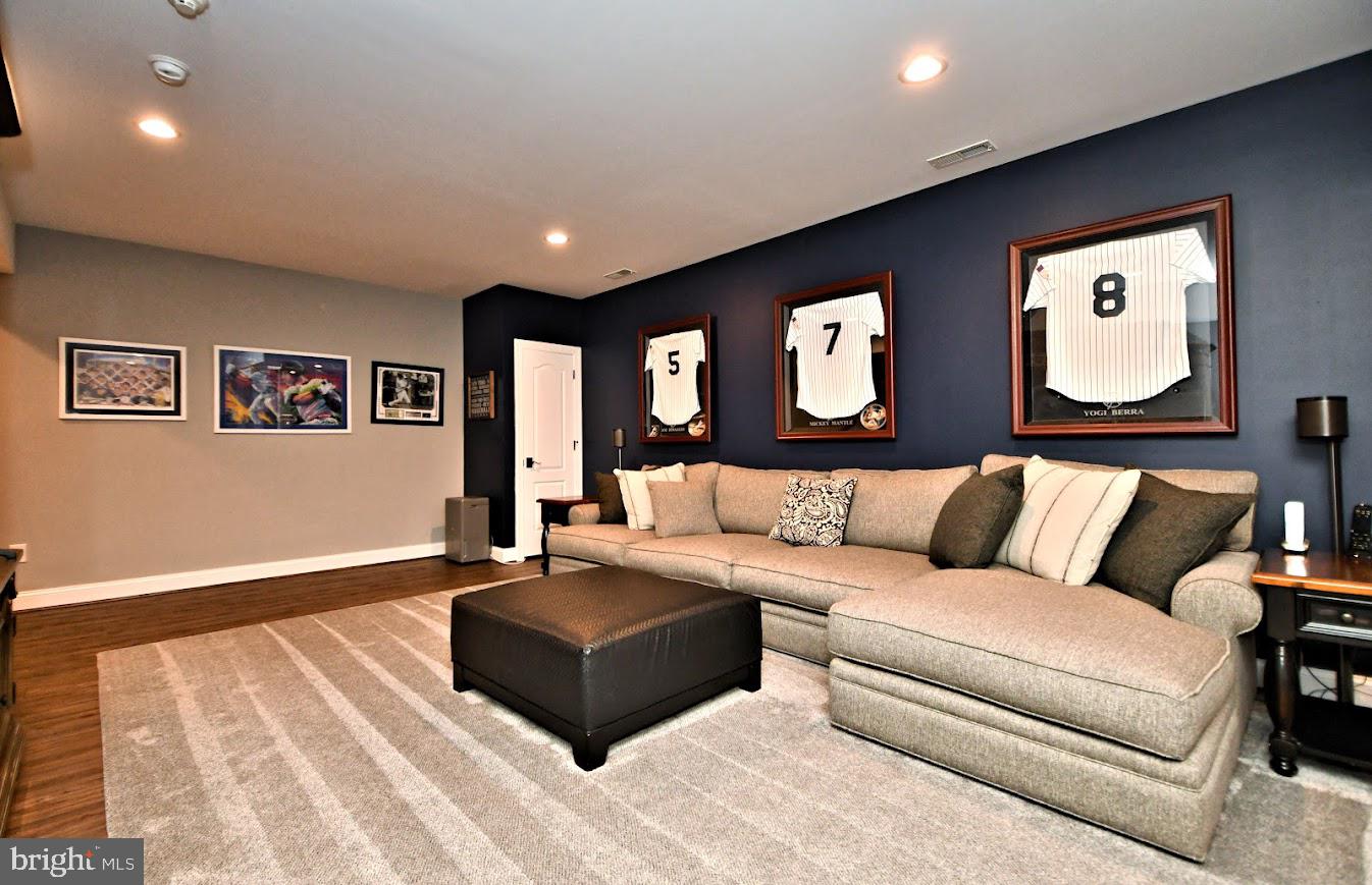 HIGHFIELD ESTATES - Residential