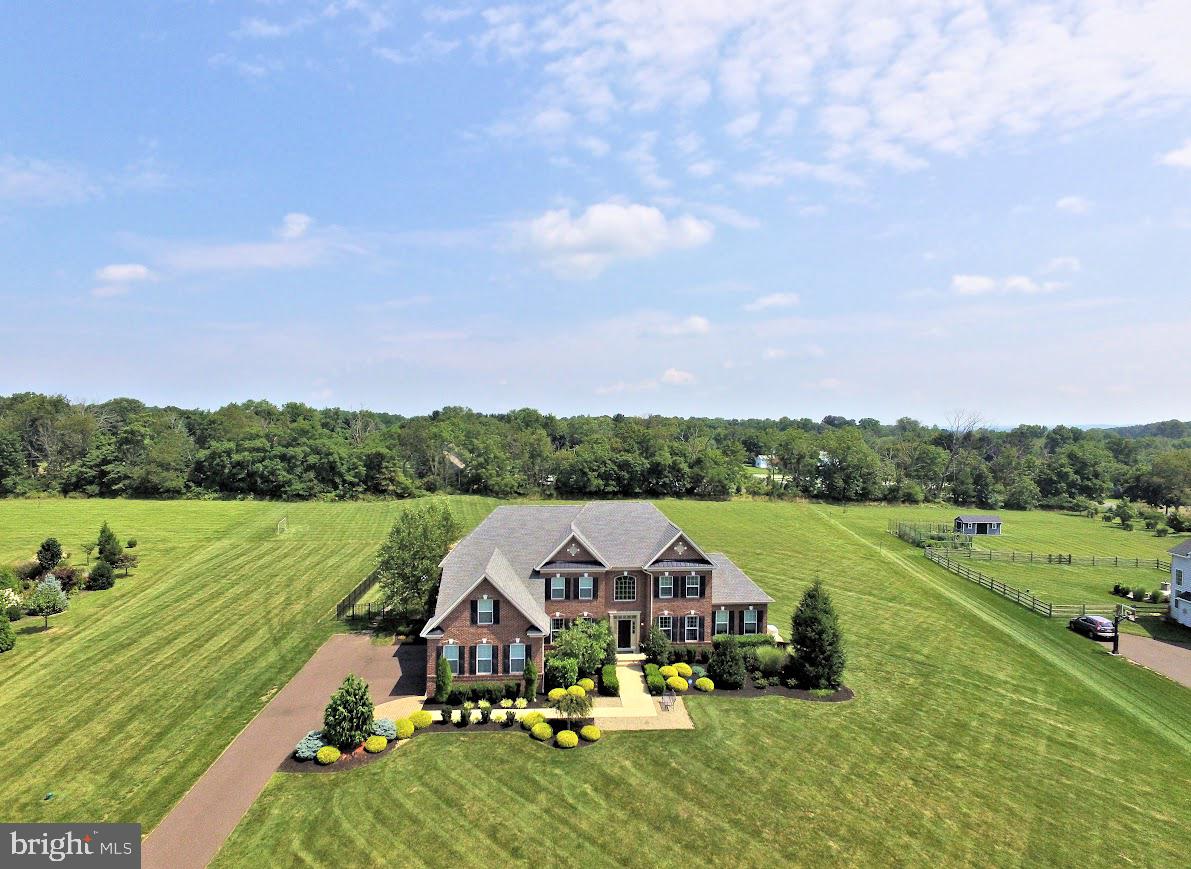 HIGHFIELD ESTATES - Residential