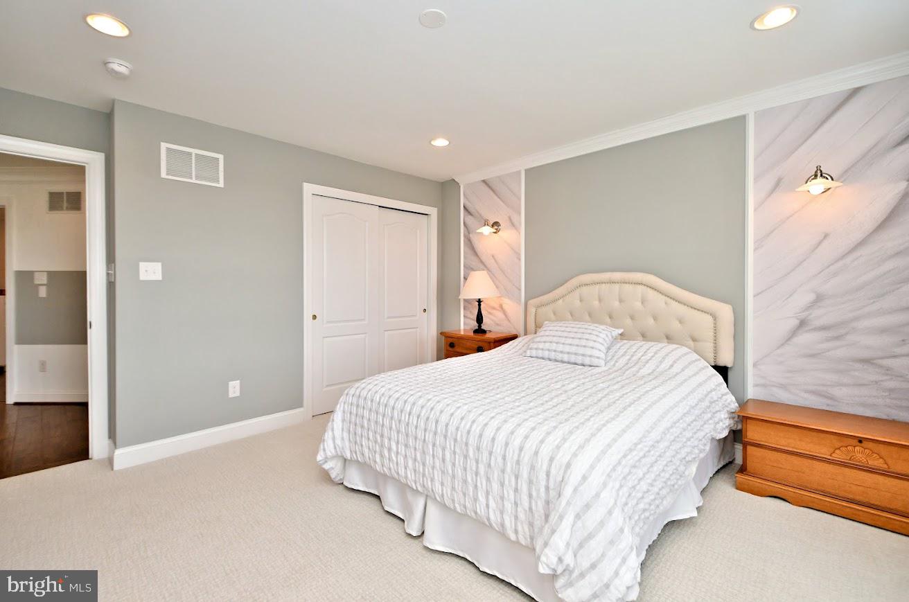 HIGHFIELD ESTATES - Residential