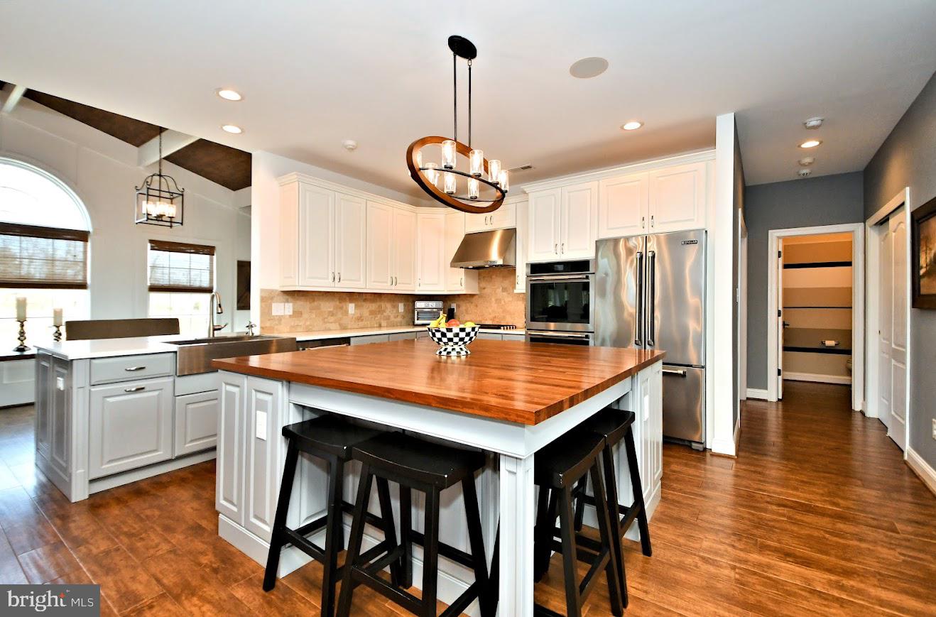 HIGHFIELD ESTATES - Residential