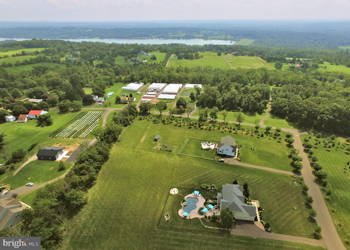 HIGHFIELD ESTATES - Residential