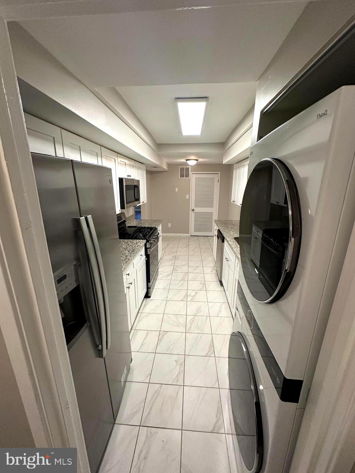 PINES CONDO - Residential Lease