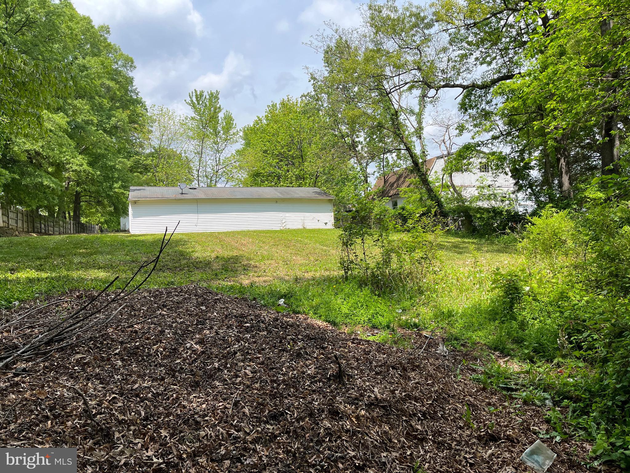 DAVIS LEARY - Residential