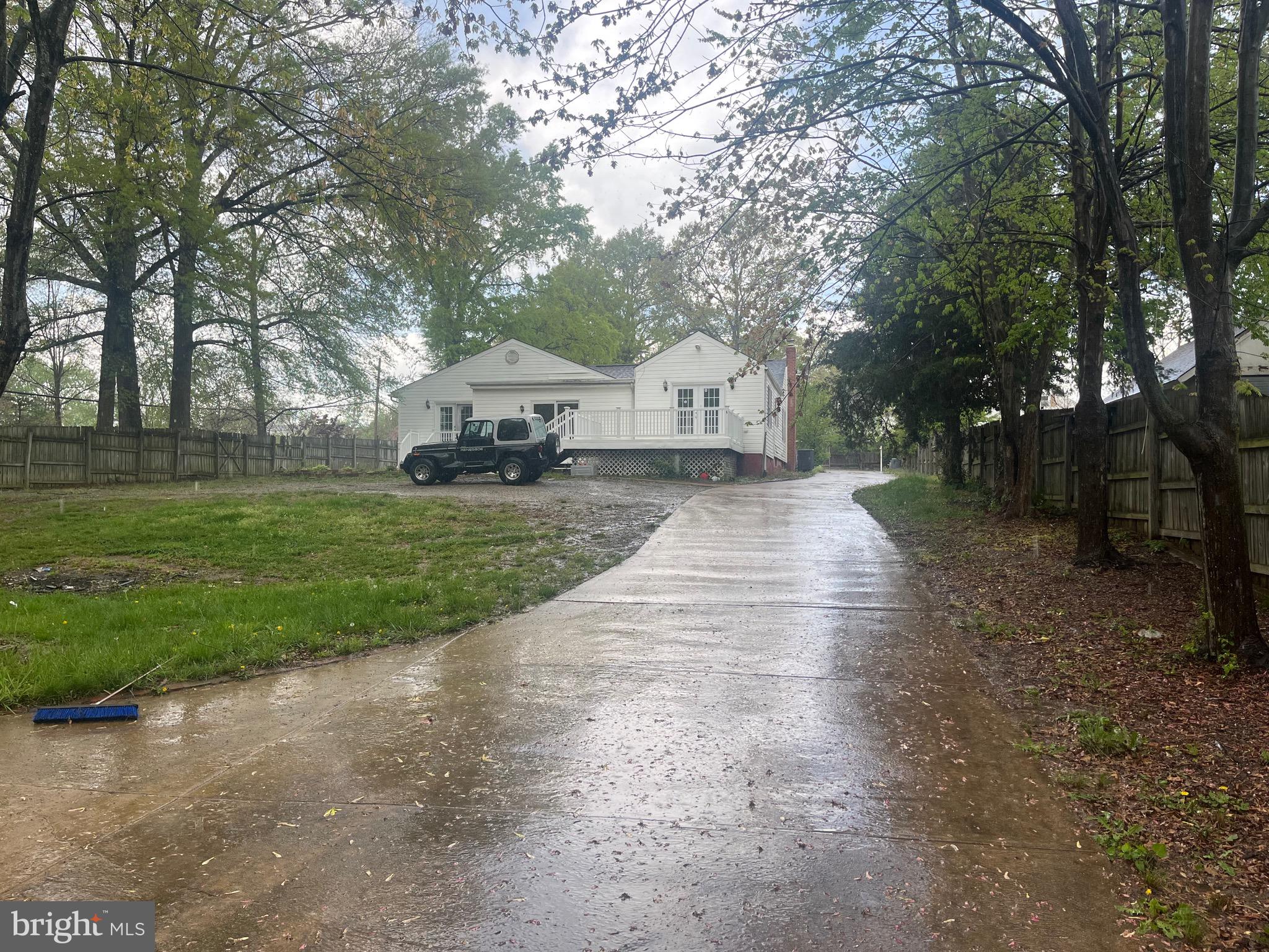 DAVIS LEARY - Residential