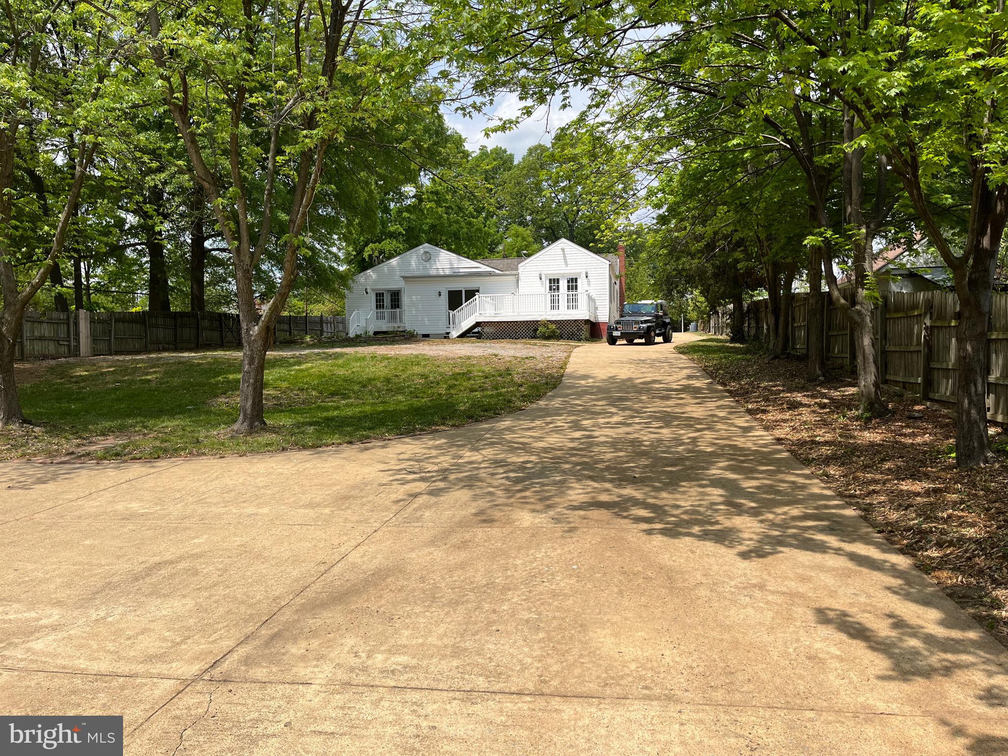 DAVIS LEARY - Residential