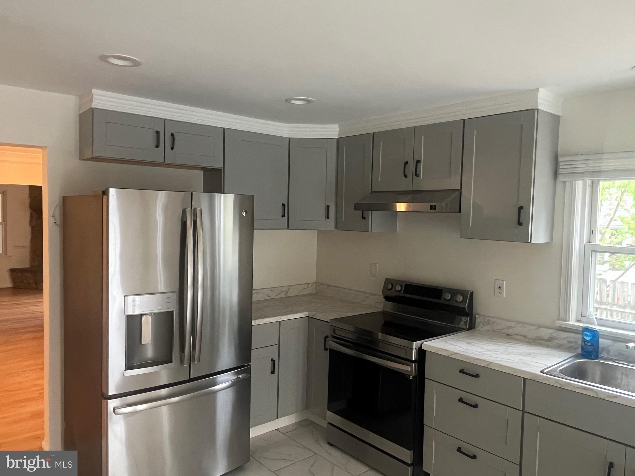 DAVIS LEARY - Residential