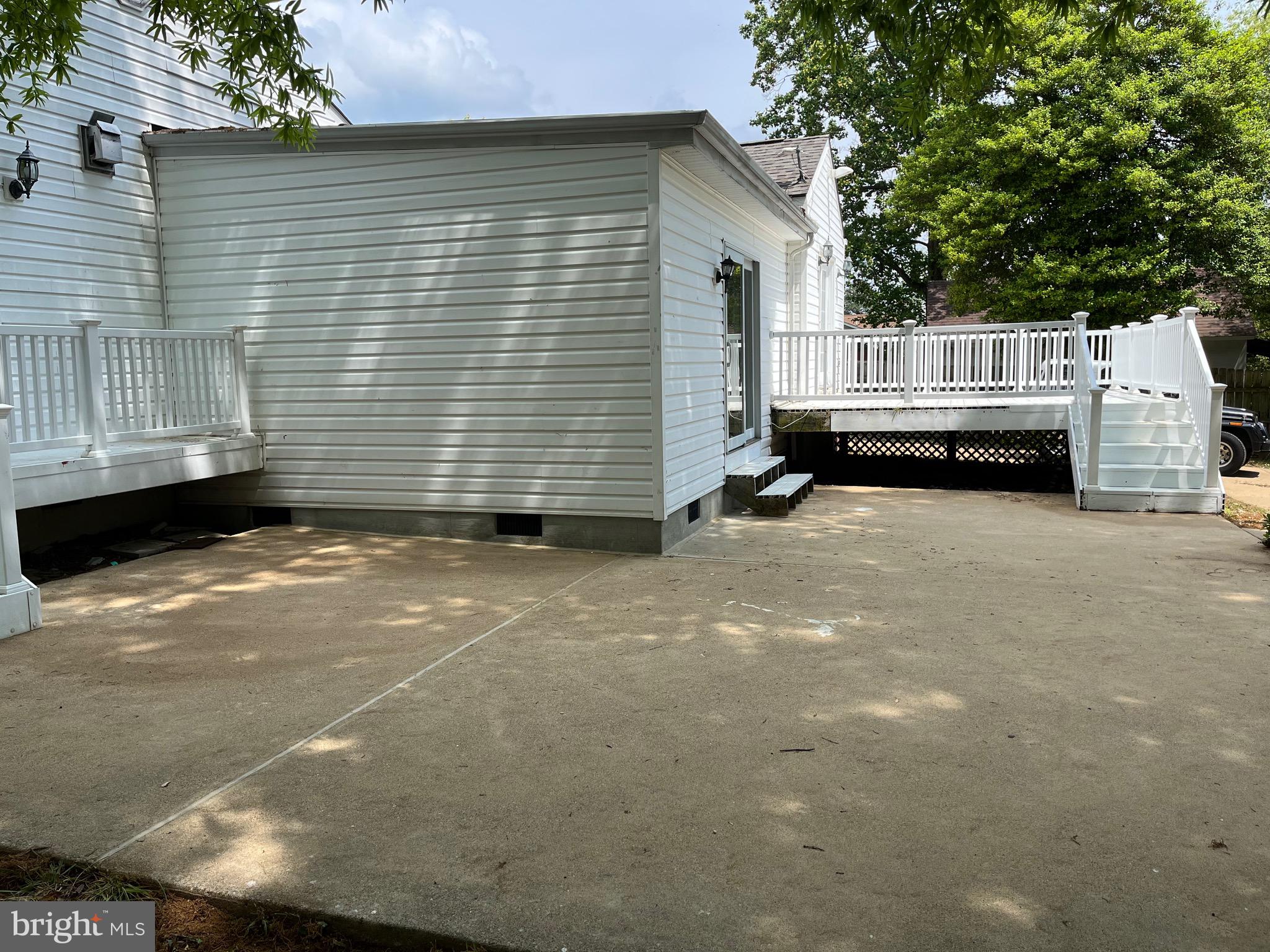 DAVIS LEARY - Residential