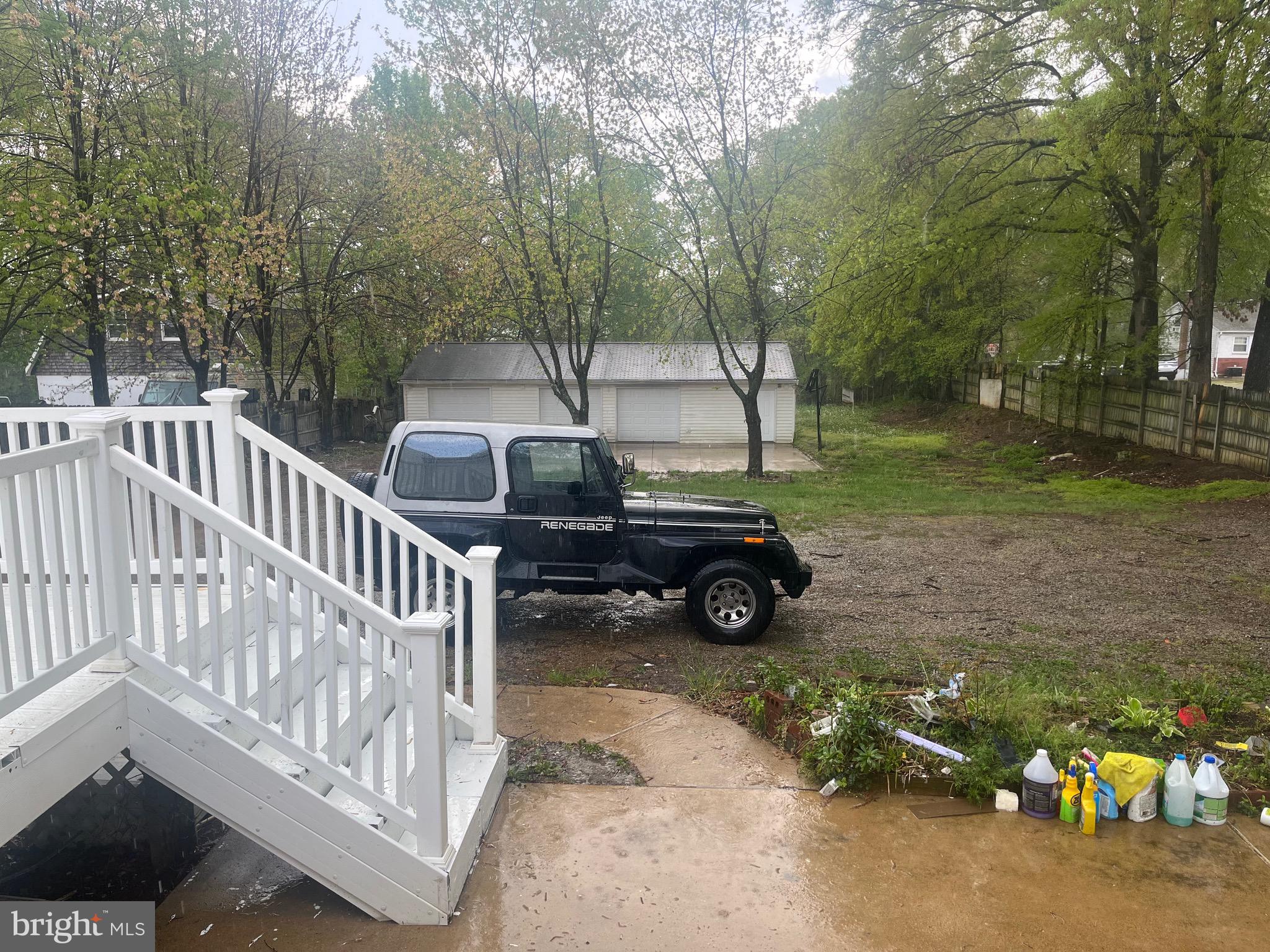 DAVIS LEARY - Residential