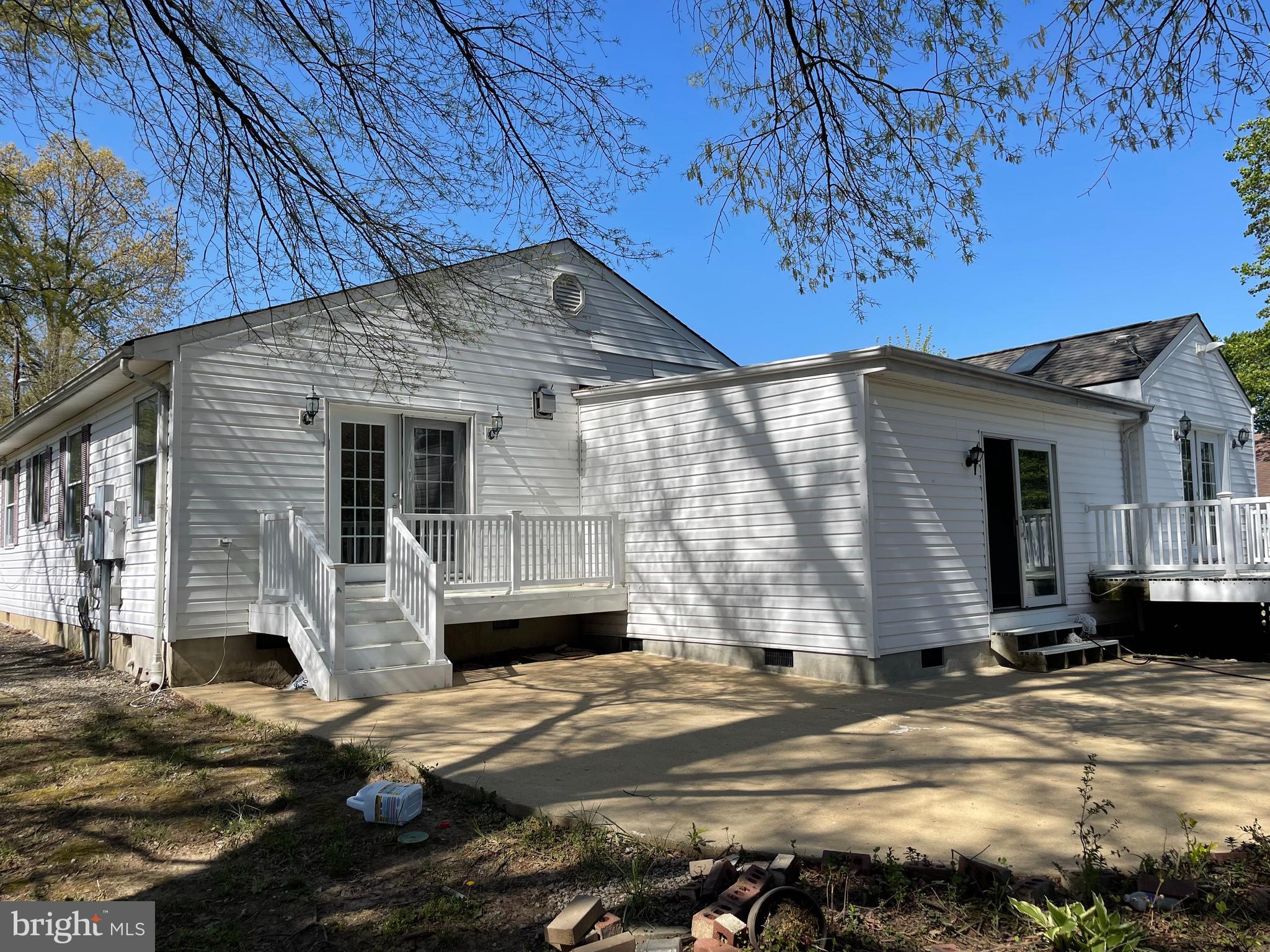 DAVIS LEARY - Residential