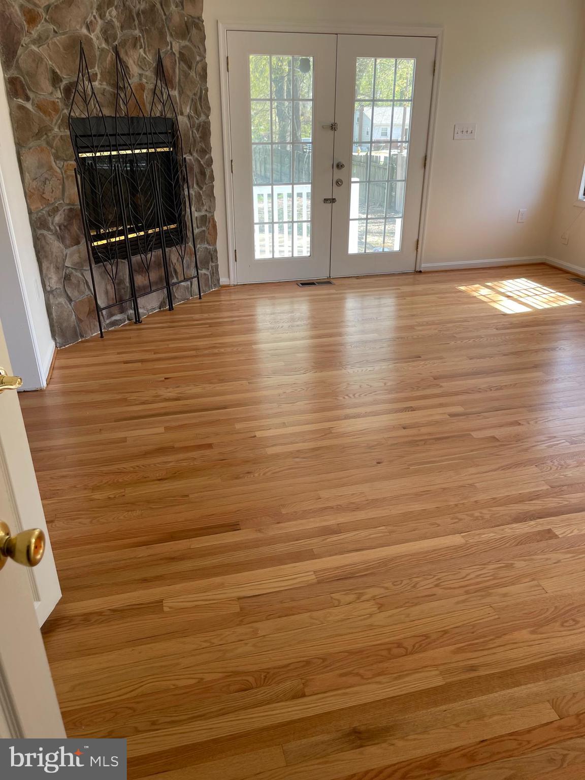 DAVIS LEARY - Residential