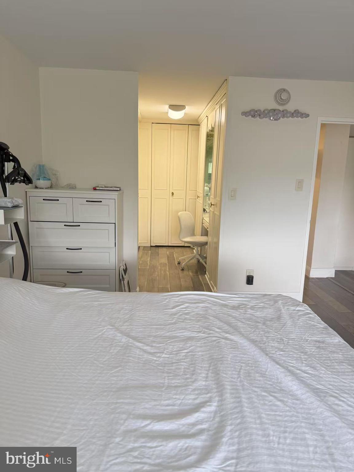 SUTTON TERRACE - Residential