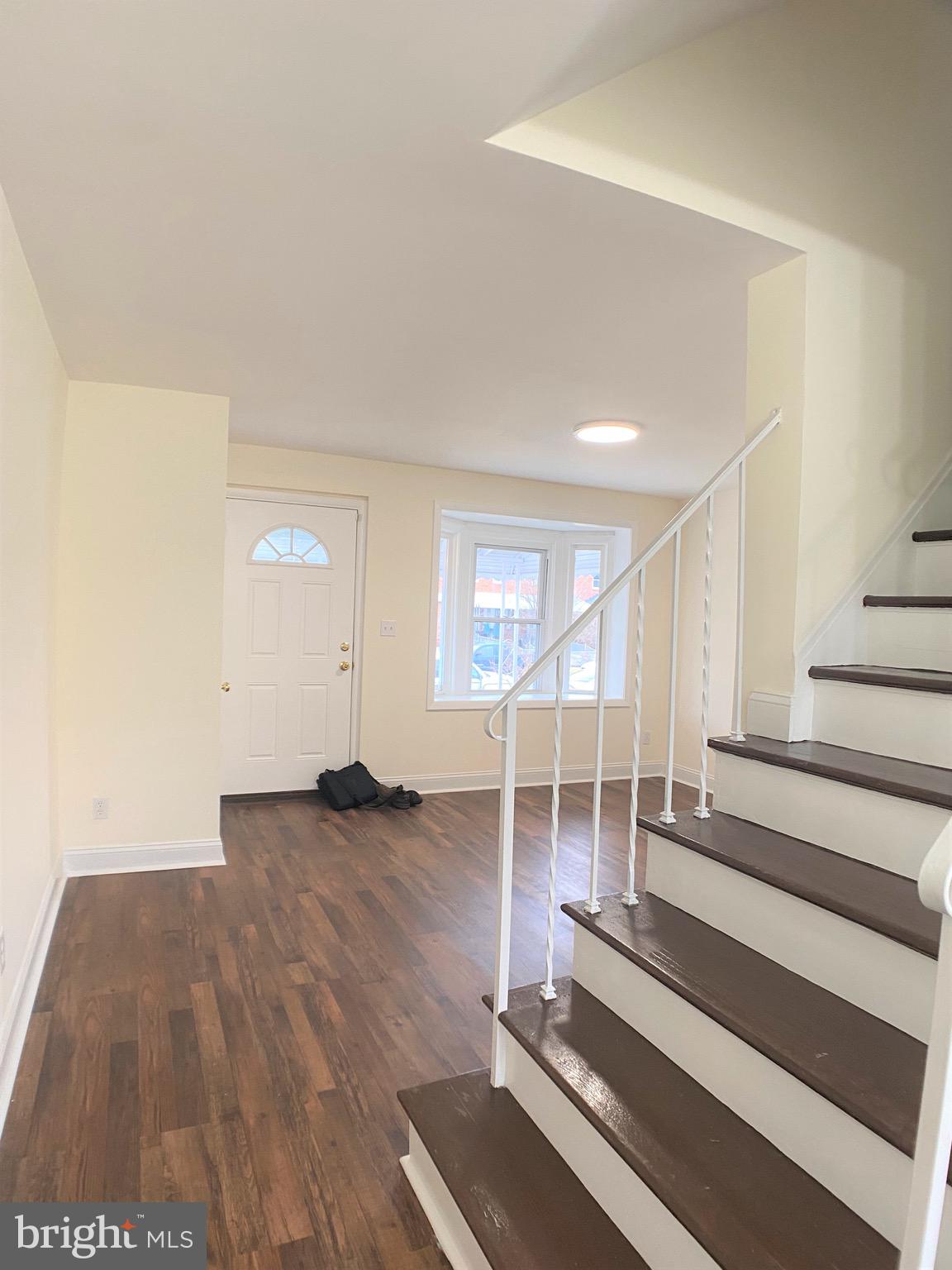 ESSEX - Residential Lease