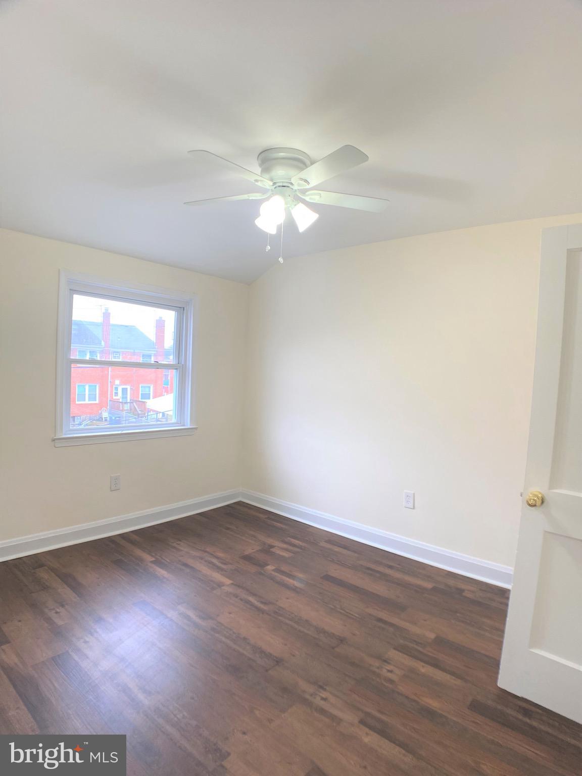 ESSEX - Residential Lease