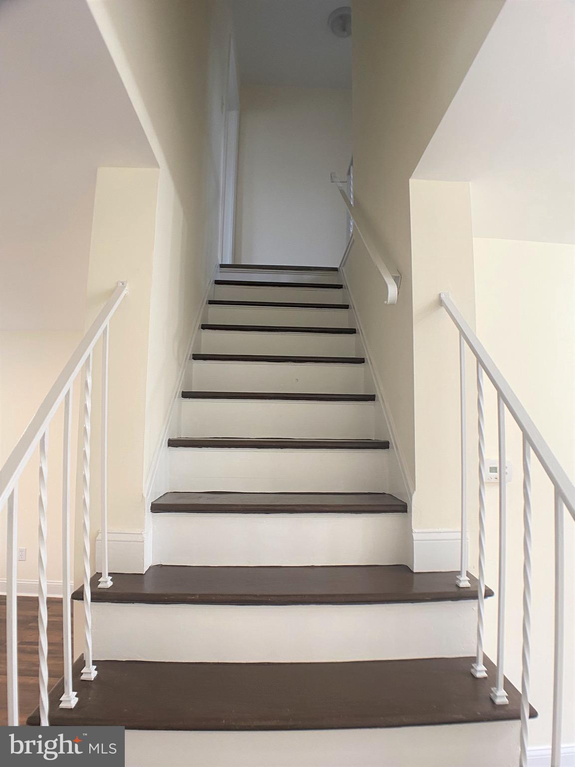 ESSEX - Residential Lease