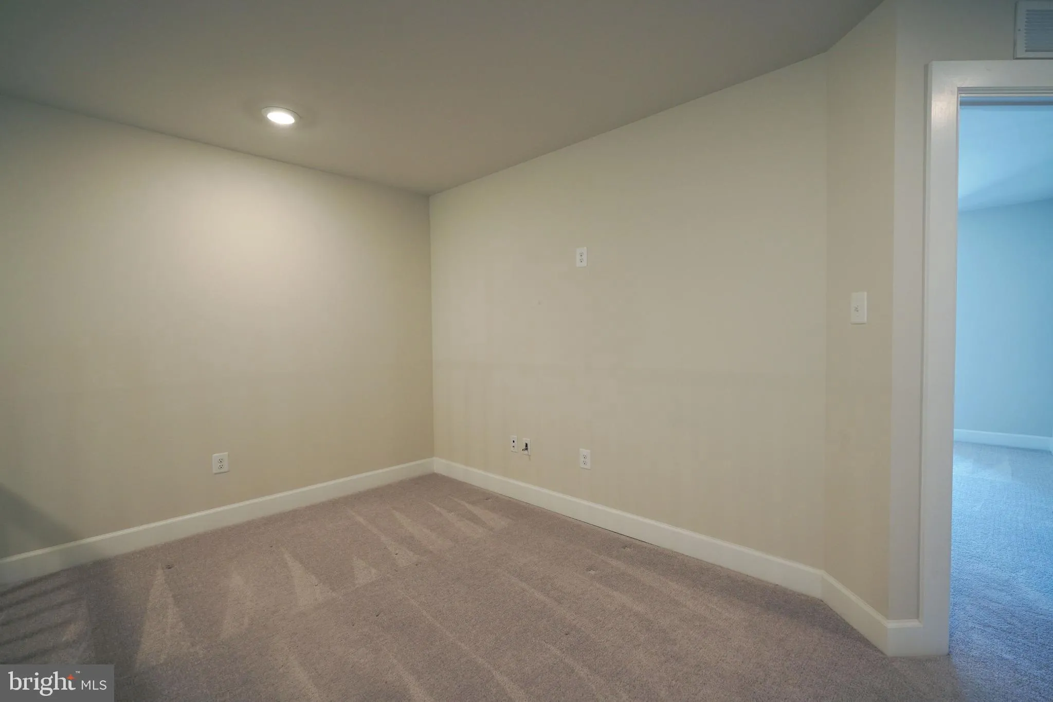 Lewes, Delaware 19958, United States, 3 Bedrooms Bedrooms, ,3 BathroomsBathrooms,Residential,Pending,128384