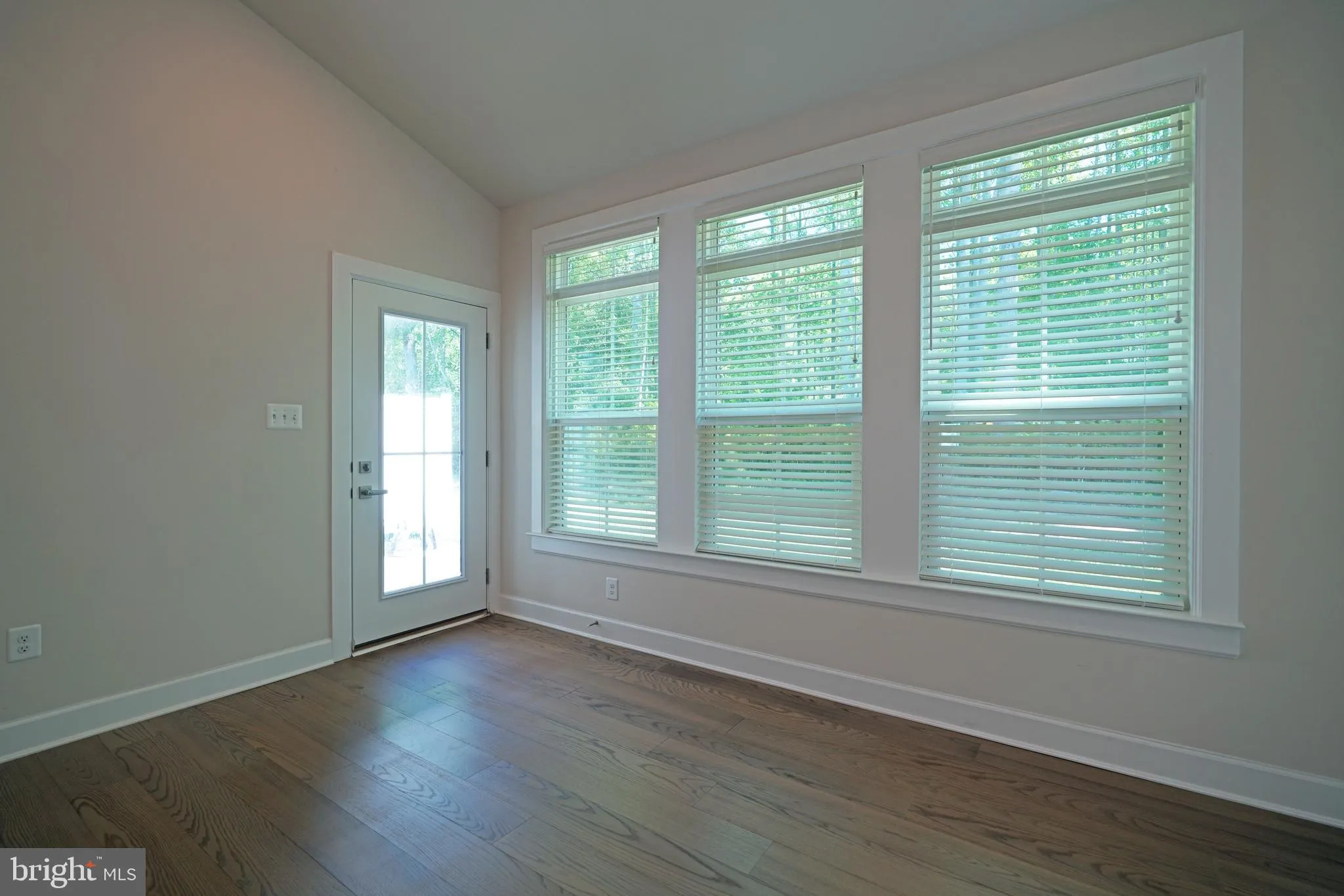 Lewes, Delaware 19958, United States, 3 Bedrooms Bedrooms, ,3 BathroomsBathrooms,Residential,Pending,128384