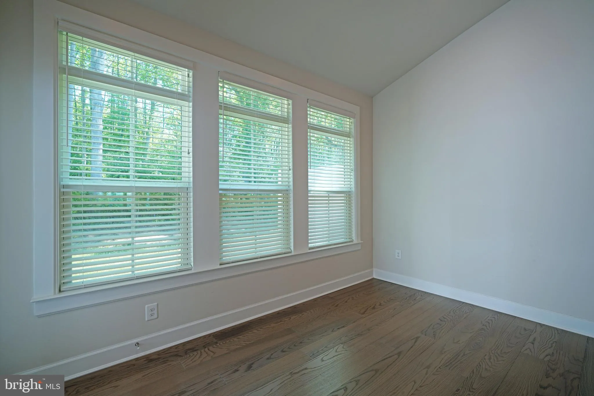 Lewes, Delaware 19958, United States, 3 Bedrooms Bedrooms, ,3 BathroomsBathrooms,Residential,Pending,128384