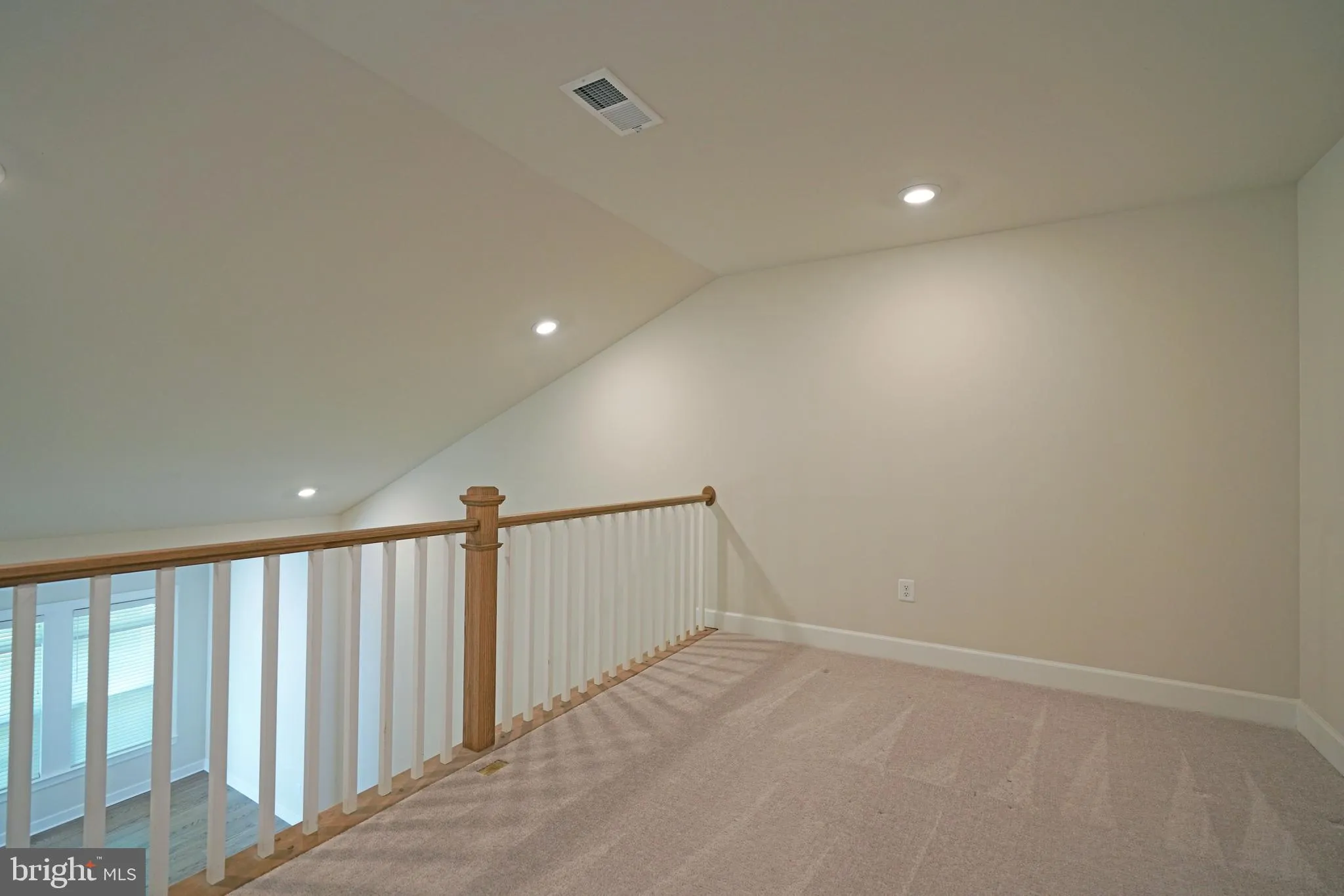 Lewes, Delaware 19958, United States, 3 Bedrooms Bedrooms, ,3 BathroomsBathrooms,Residential,Pending,128384