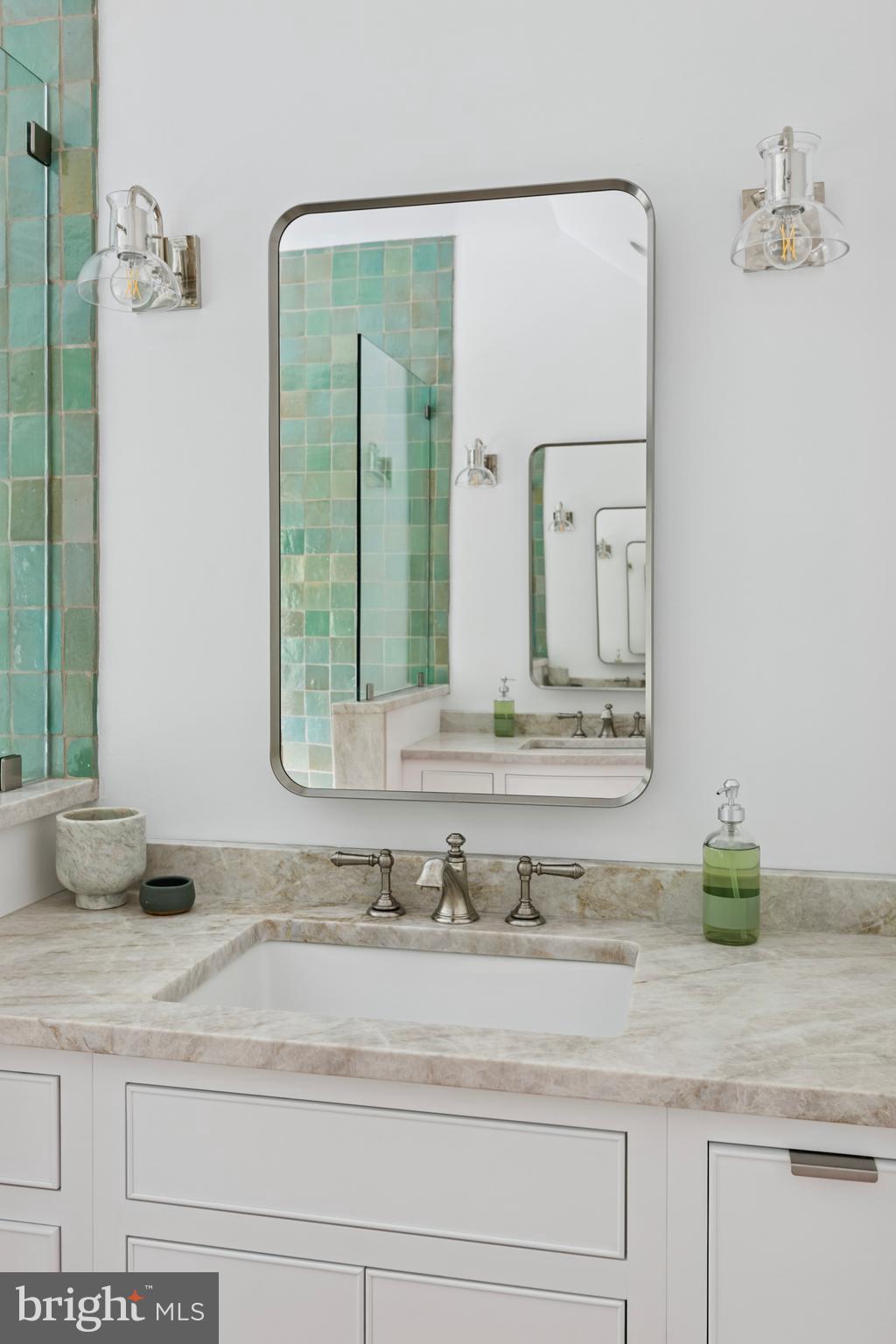 DOYLESTOWN - Residential