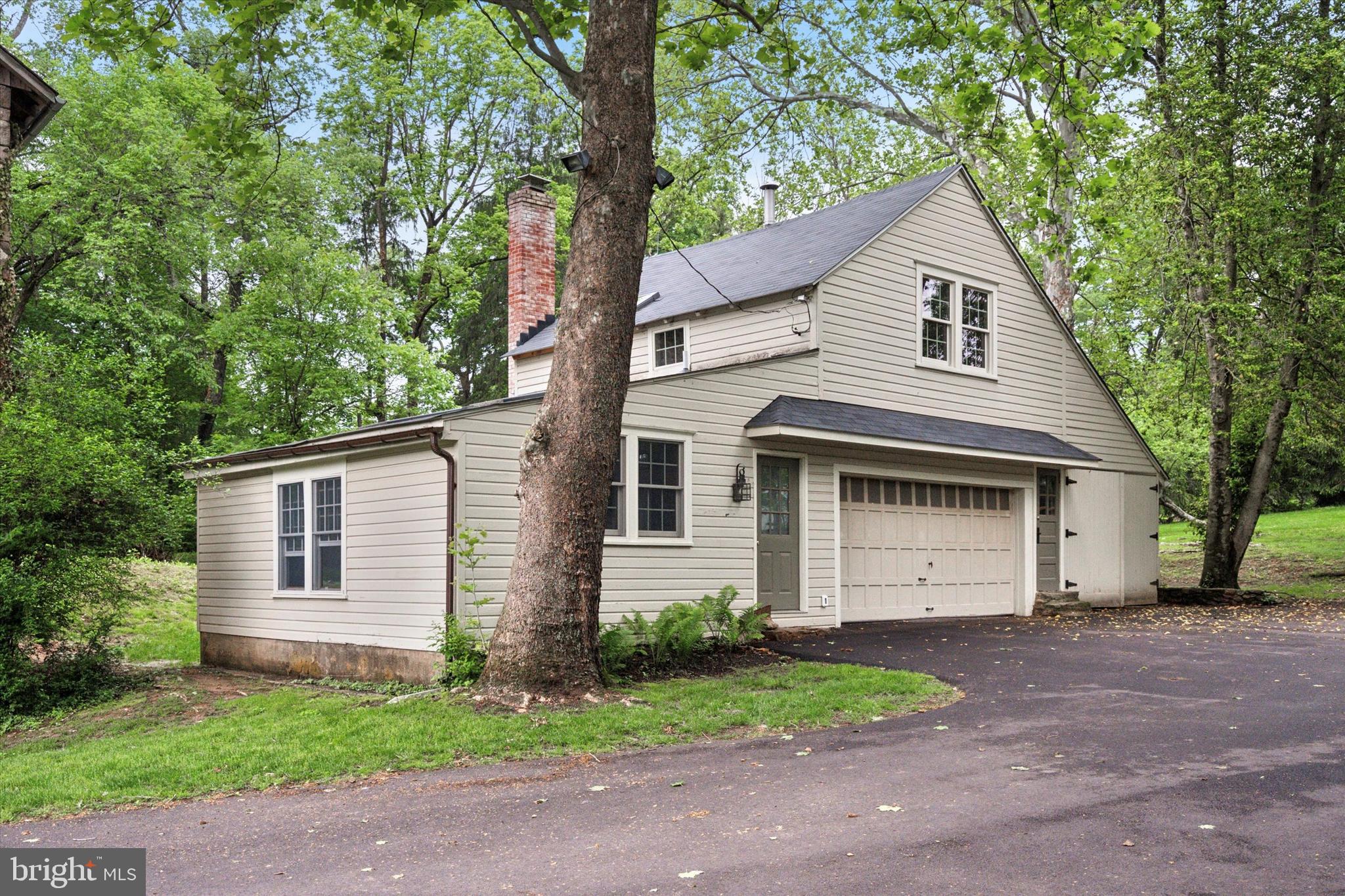 DOYLESTOWN - Residential