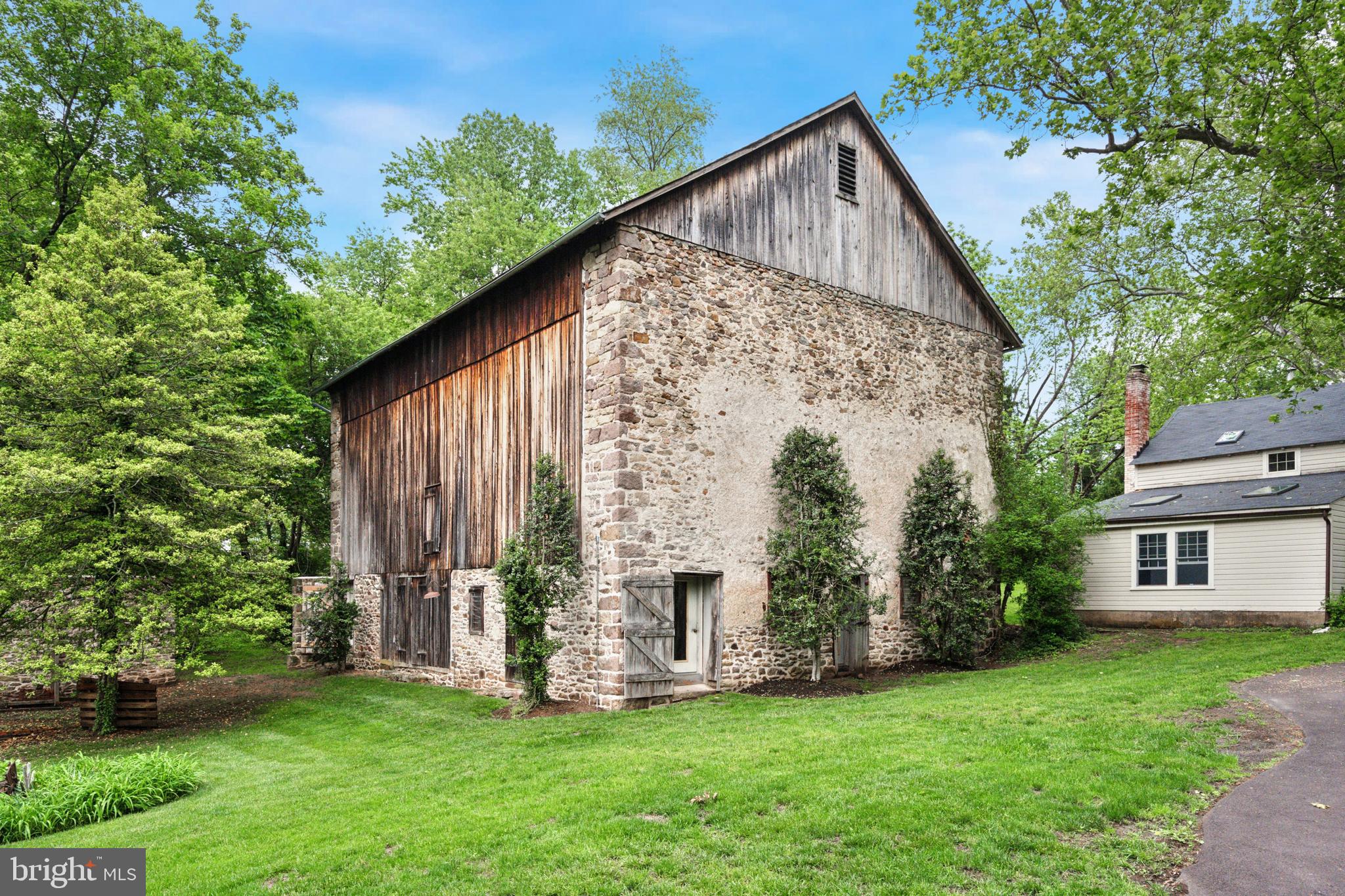 DOYLESTOWN - Residential