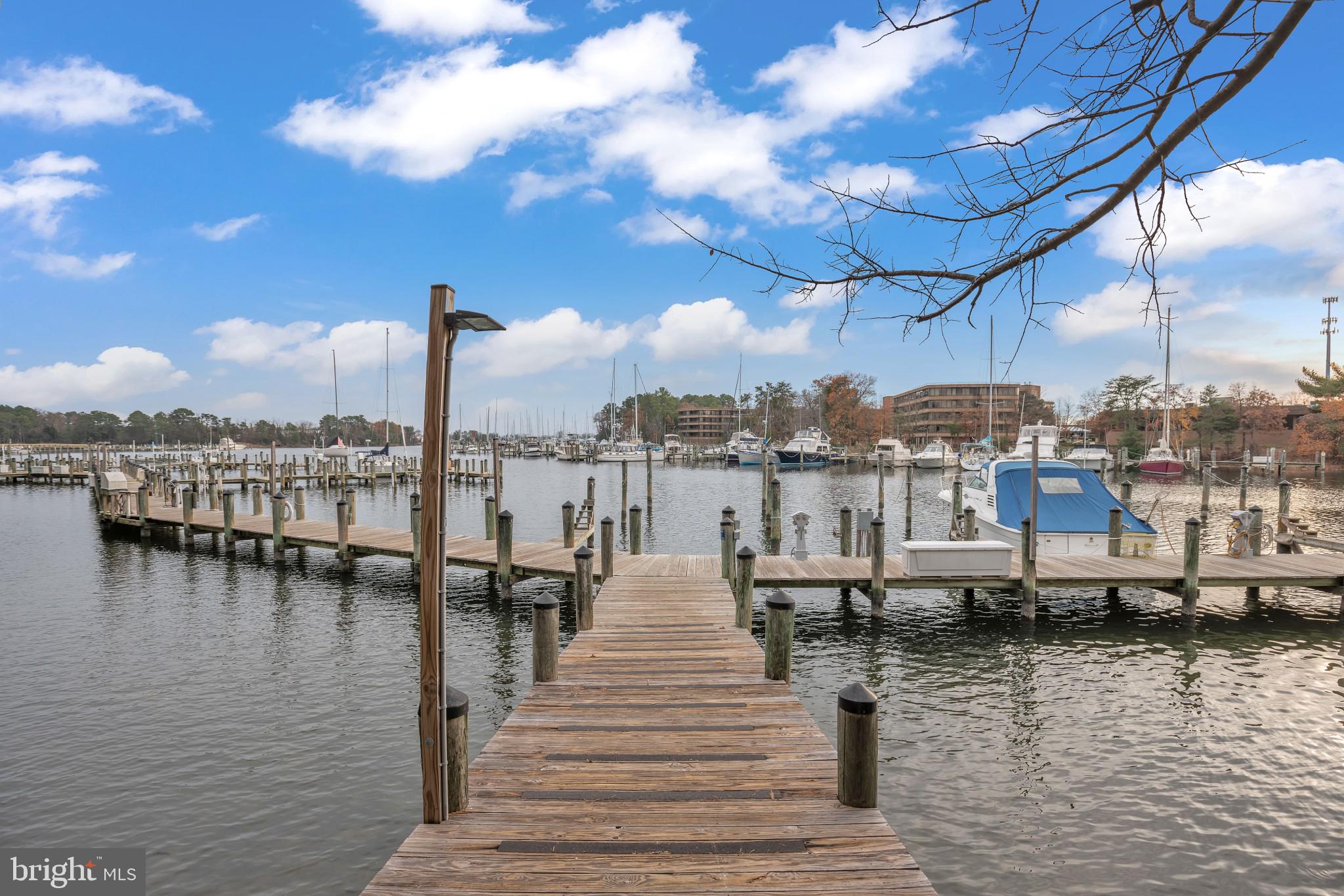 SOLOMONS LANDING - Residential