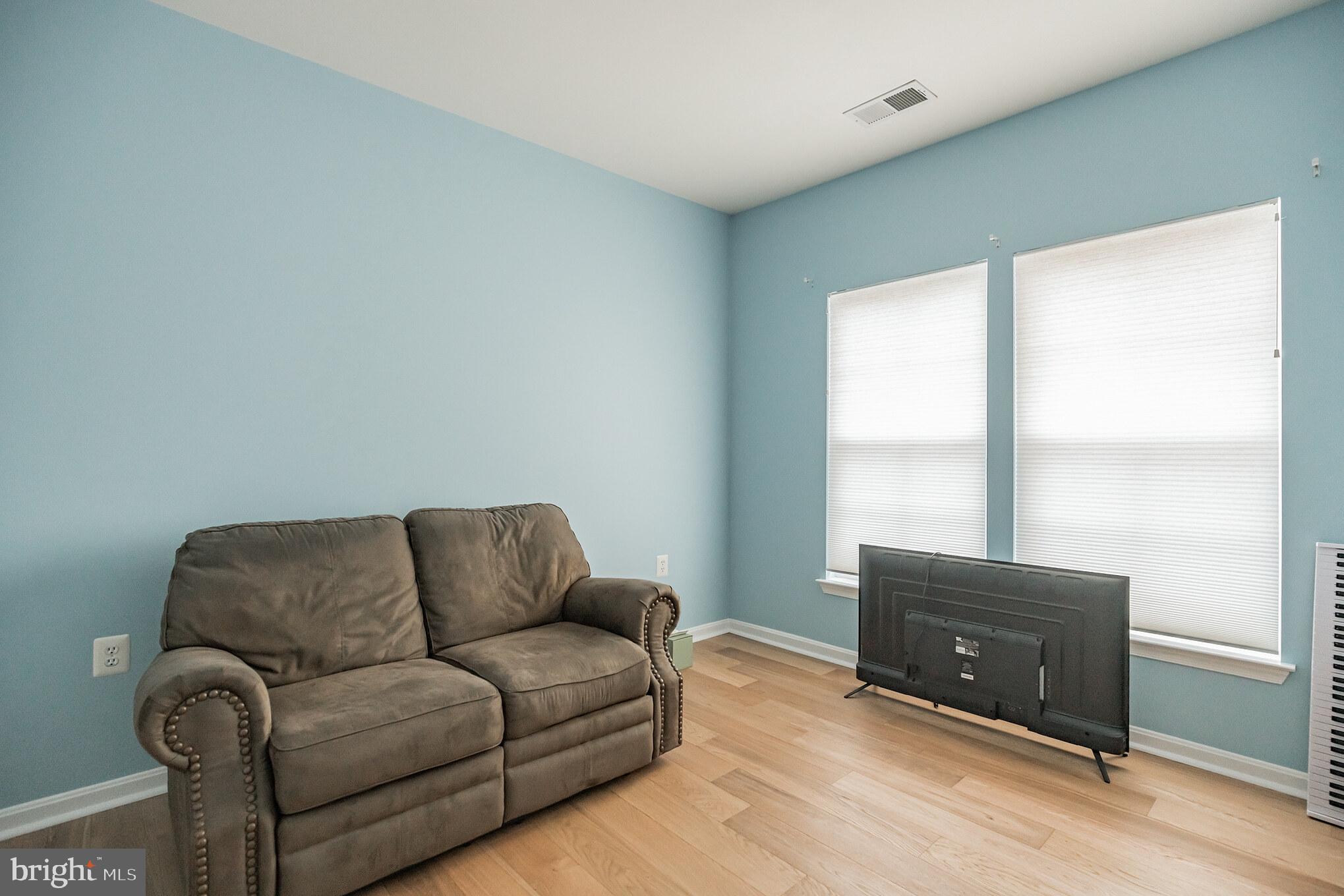 SOLOMONS LANDING - Residential